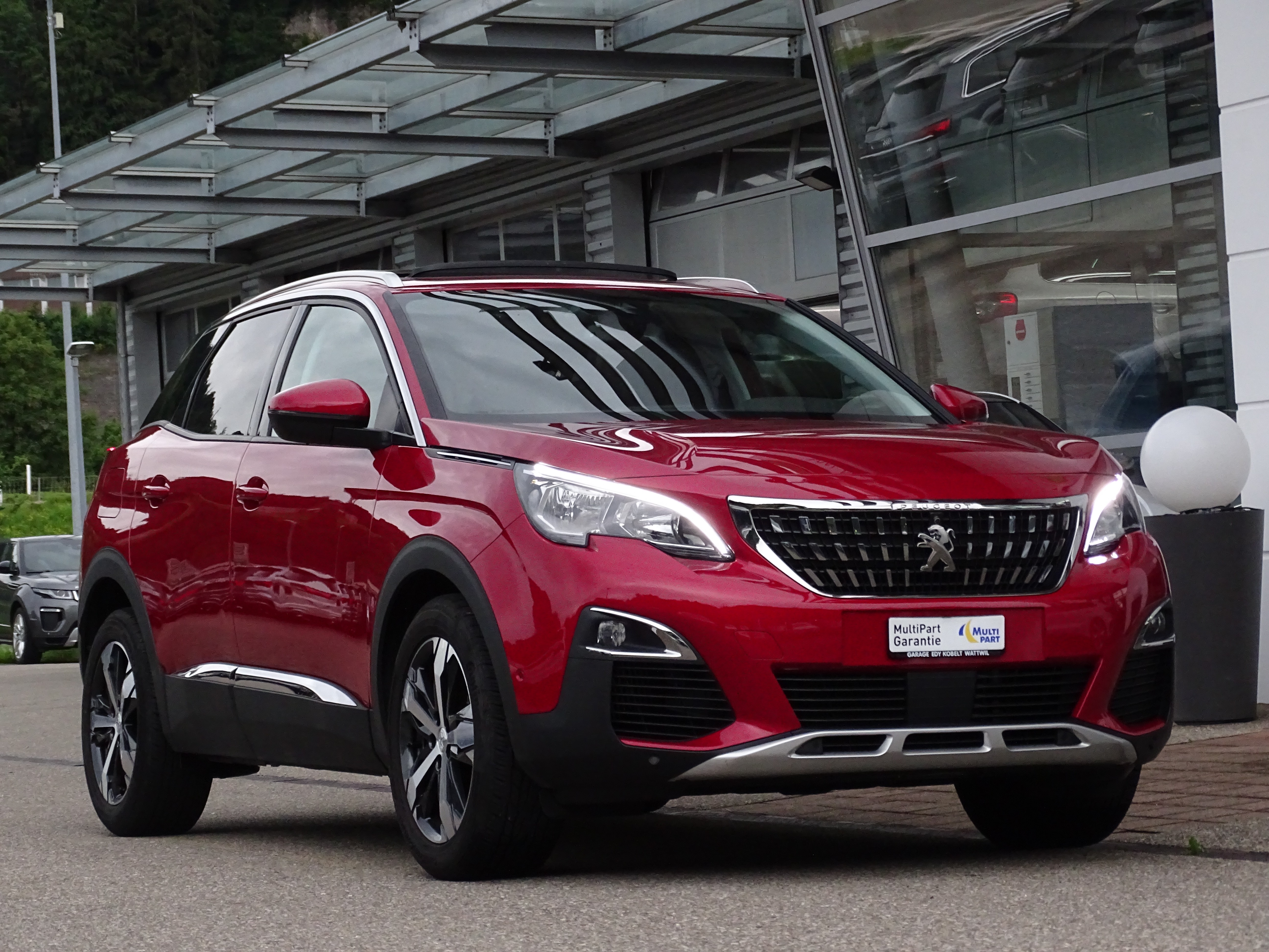 PEUGEOT 3008 1.2 PureTech Allure EAT