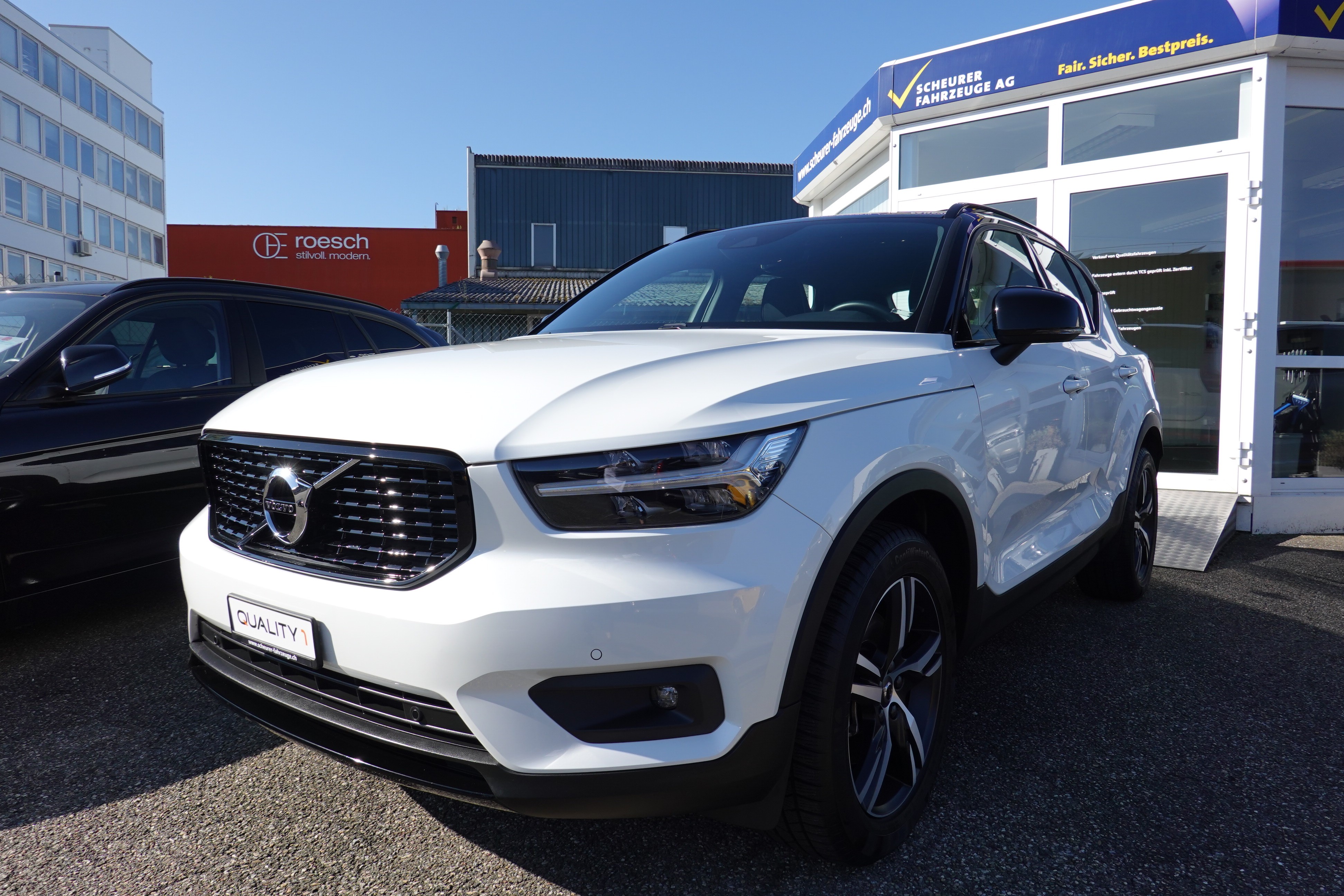 VOLVO XC40 - T4 - AWD - 