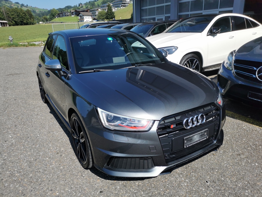 AUDI S1 Sportback 2.0 TFSI Sport quattro