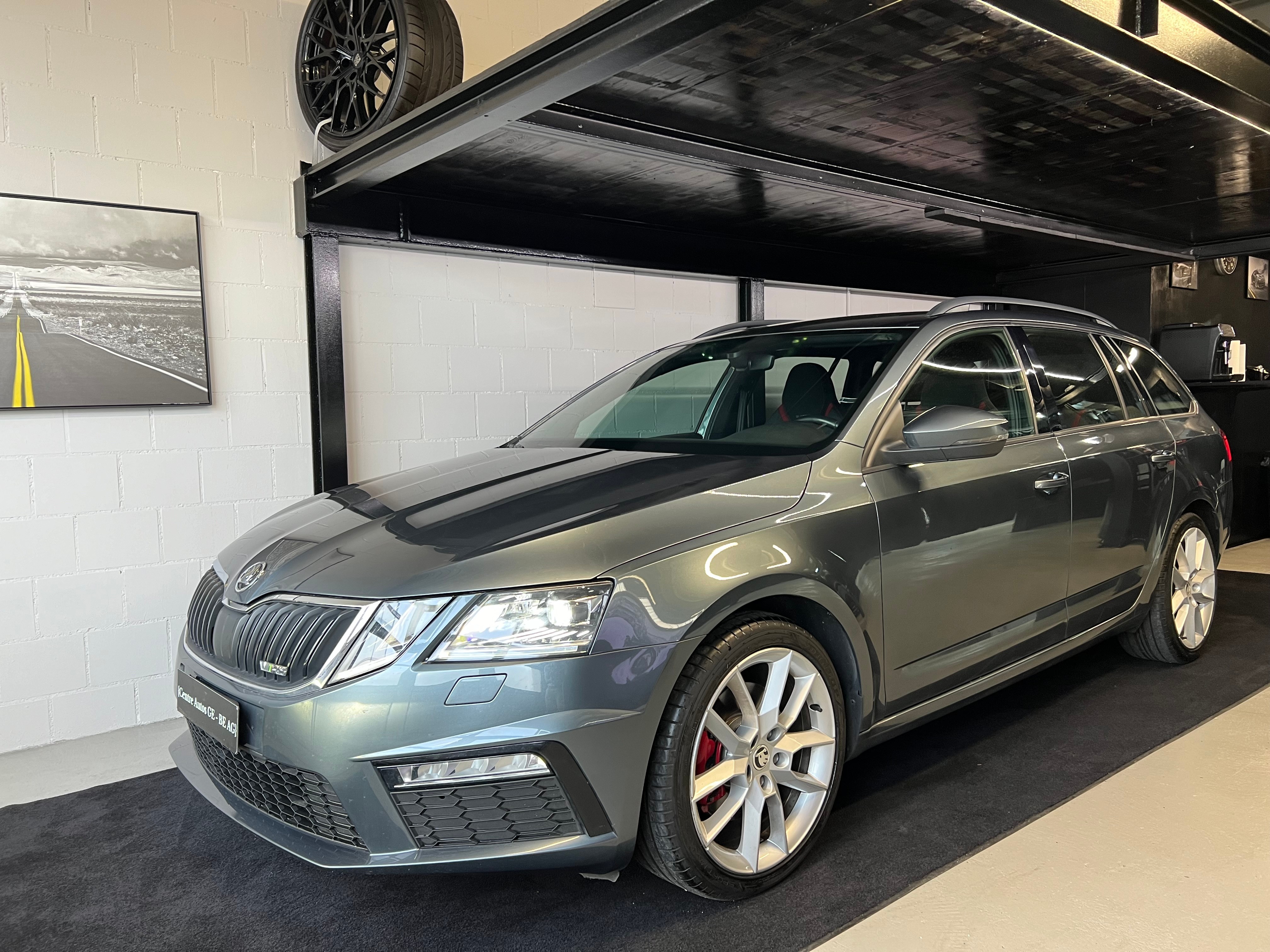 SKODA Octavia Combi 2.0 TDI RS Prag 4x4 DSG