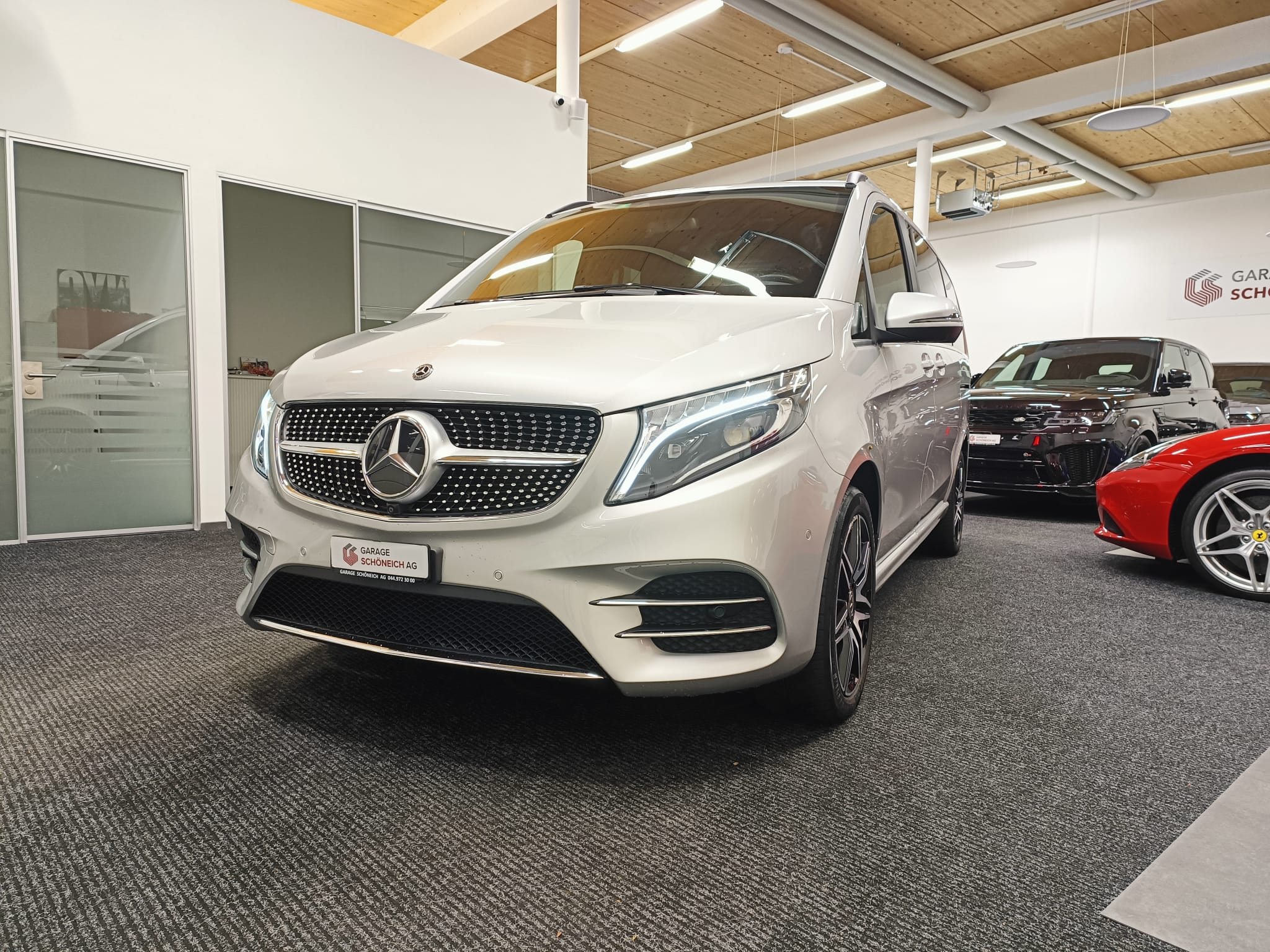 MERCEDES-BENZ V 300 d lang Swiss Edition 4Matic 9G-Tronic