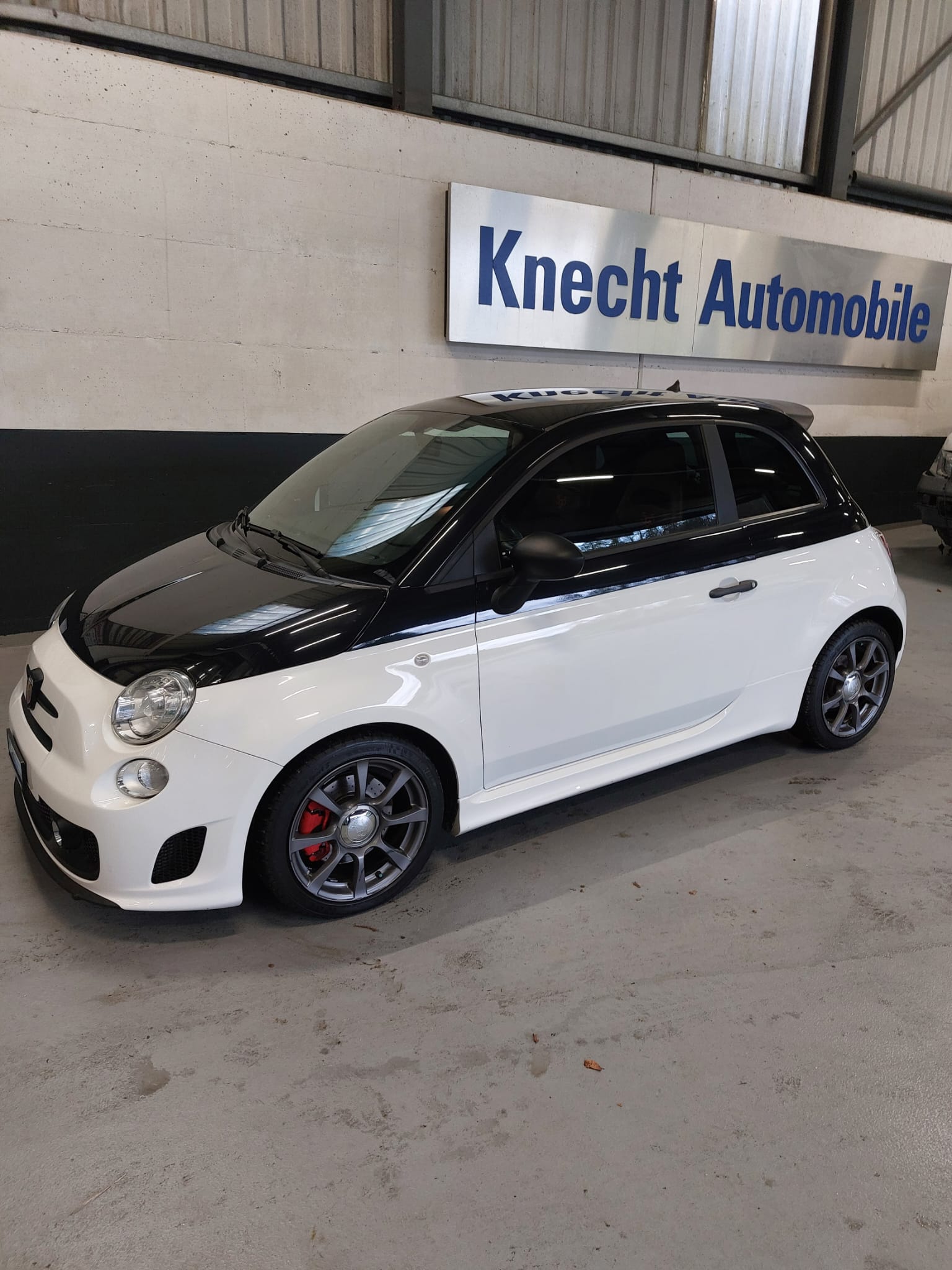 FIAT 595 1.4 16V Turbo SS Abarth Competizione Dualogic