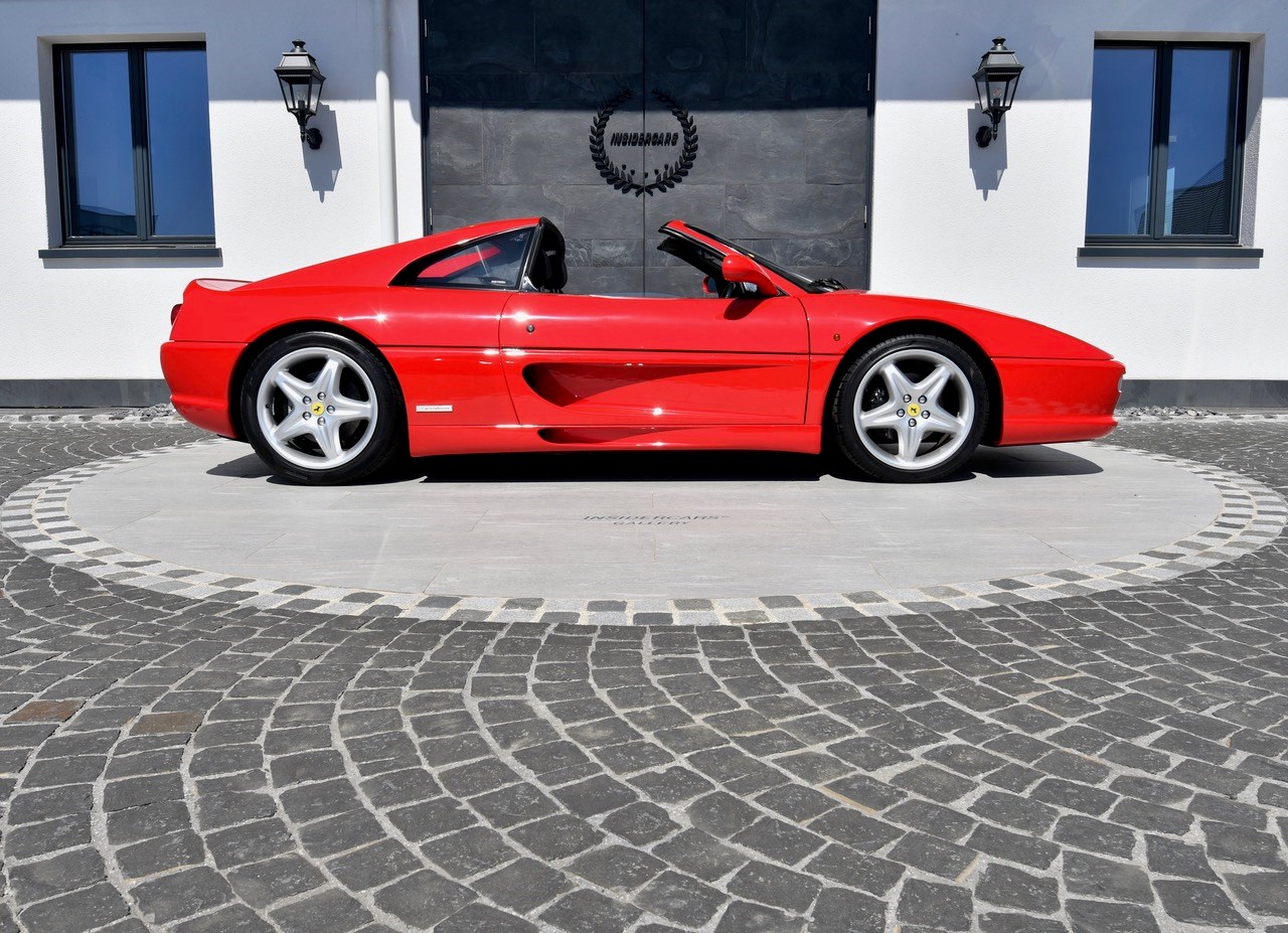 FERRARI F355 GTS