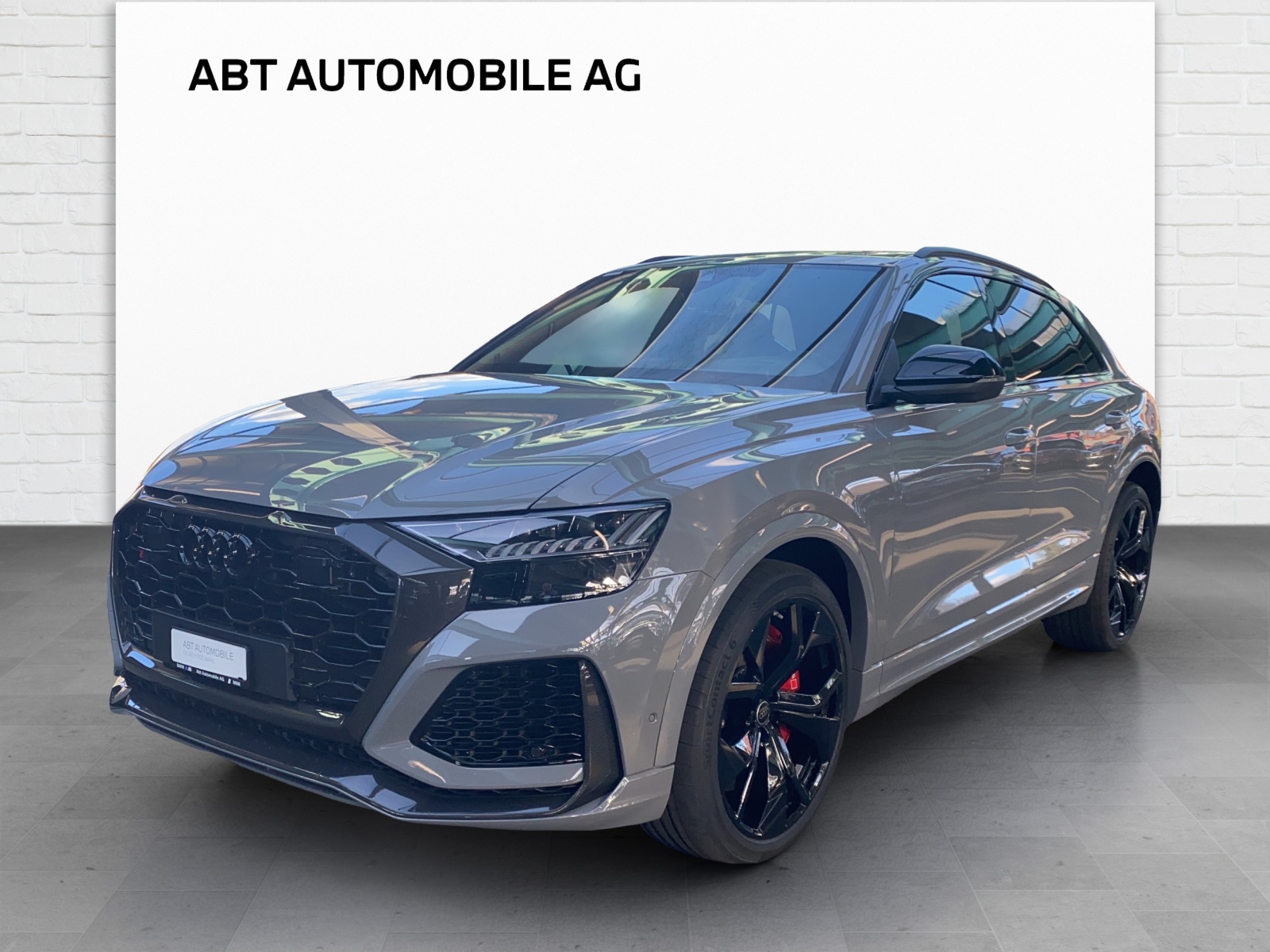 AUDI RSQ8 quattro