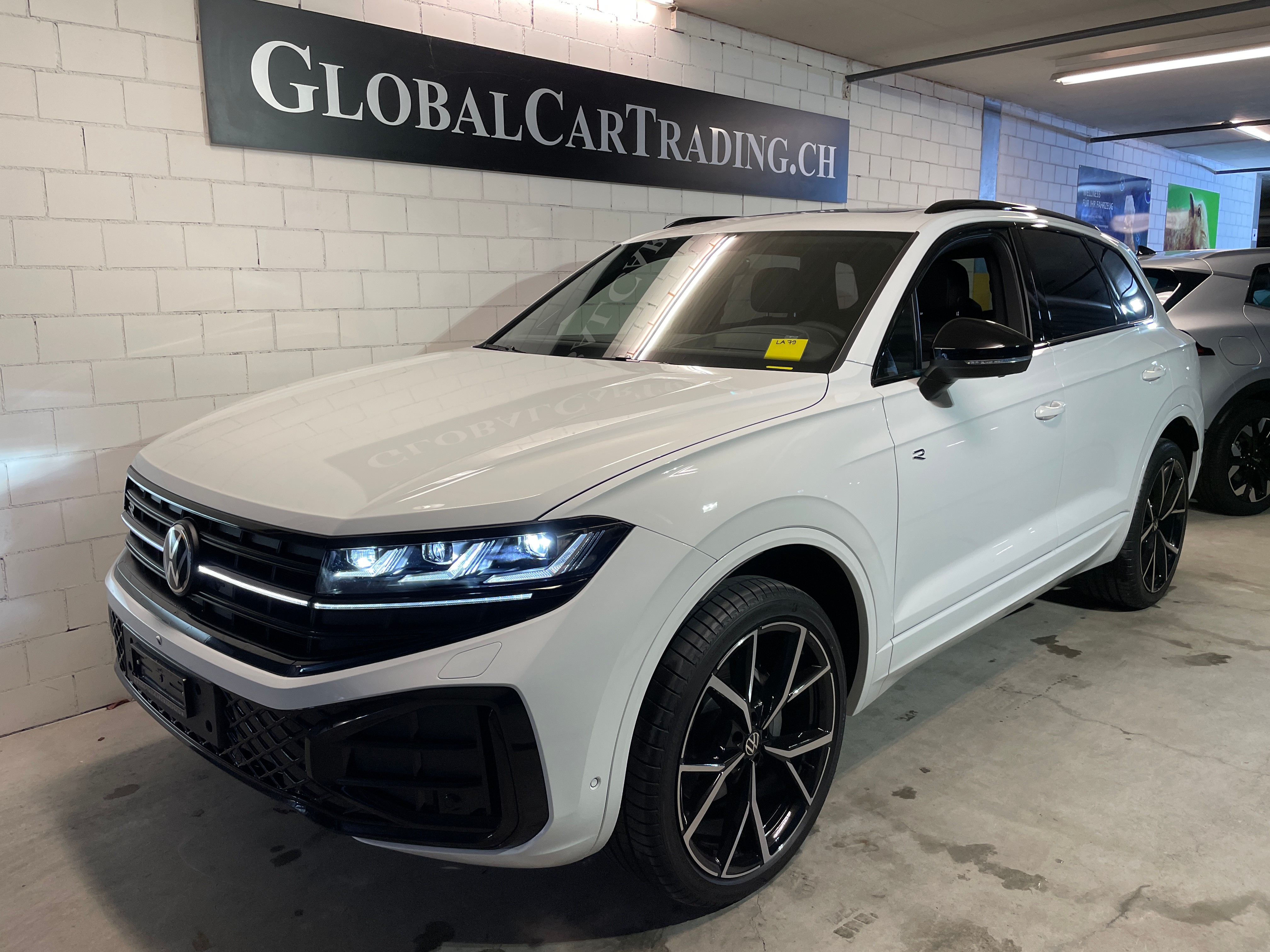 VW Touareg 3.0 TDI R-Line Tiptronic, MODELL 2024