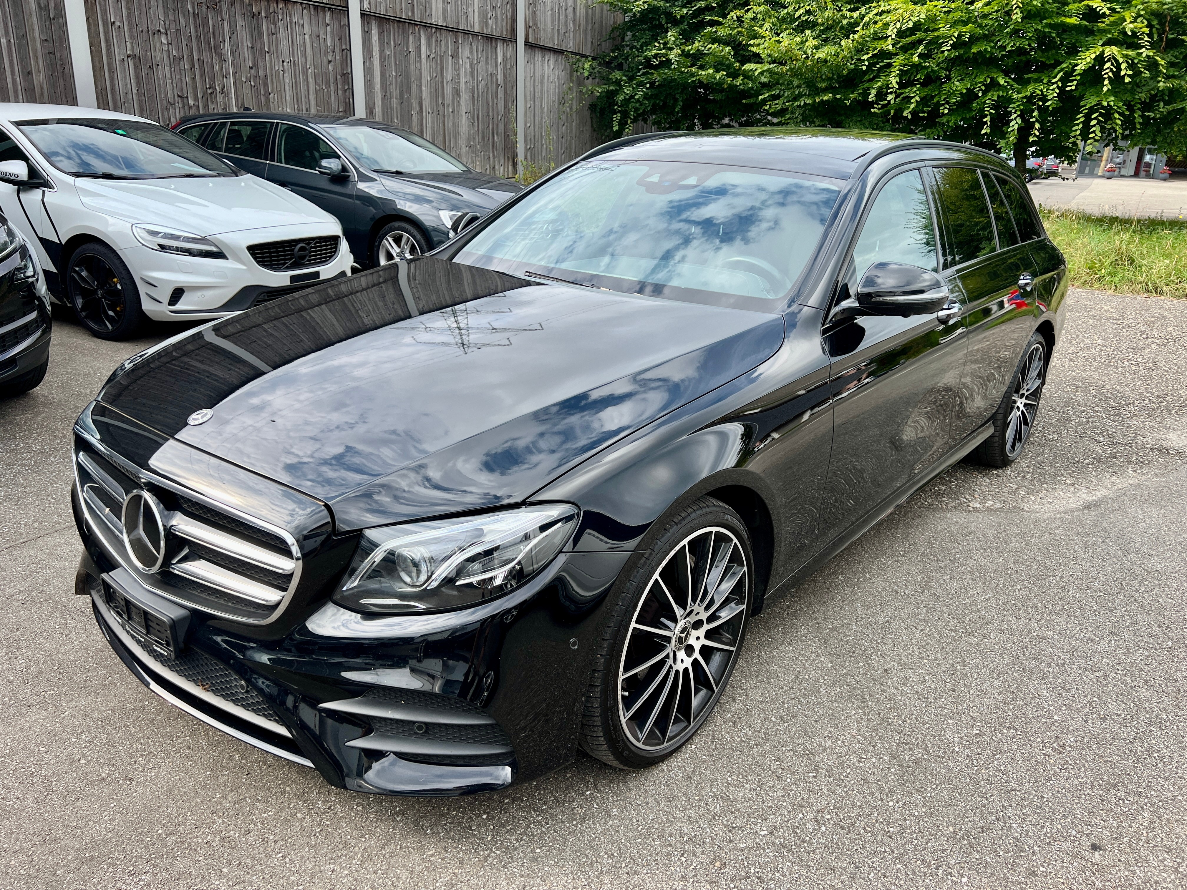 MERCEDES-BENZ E 220 d AMG Line 4Matic 9G-Tronic