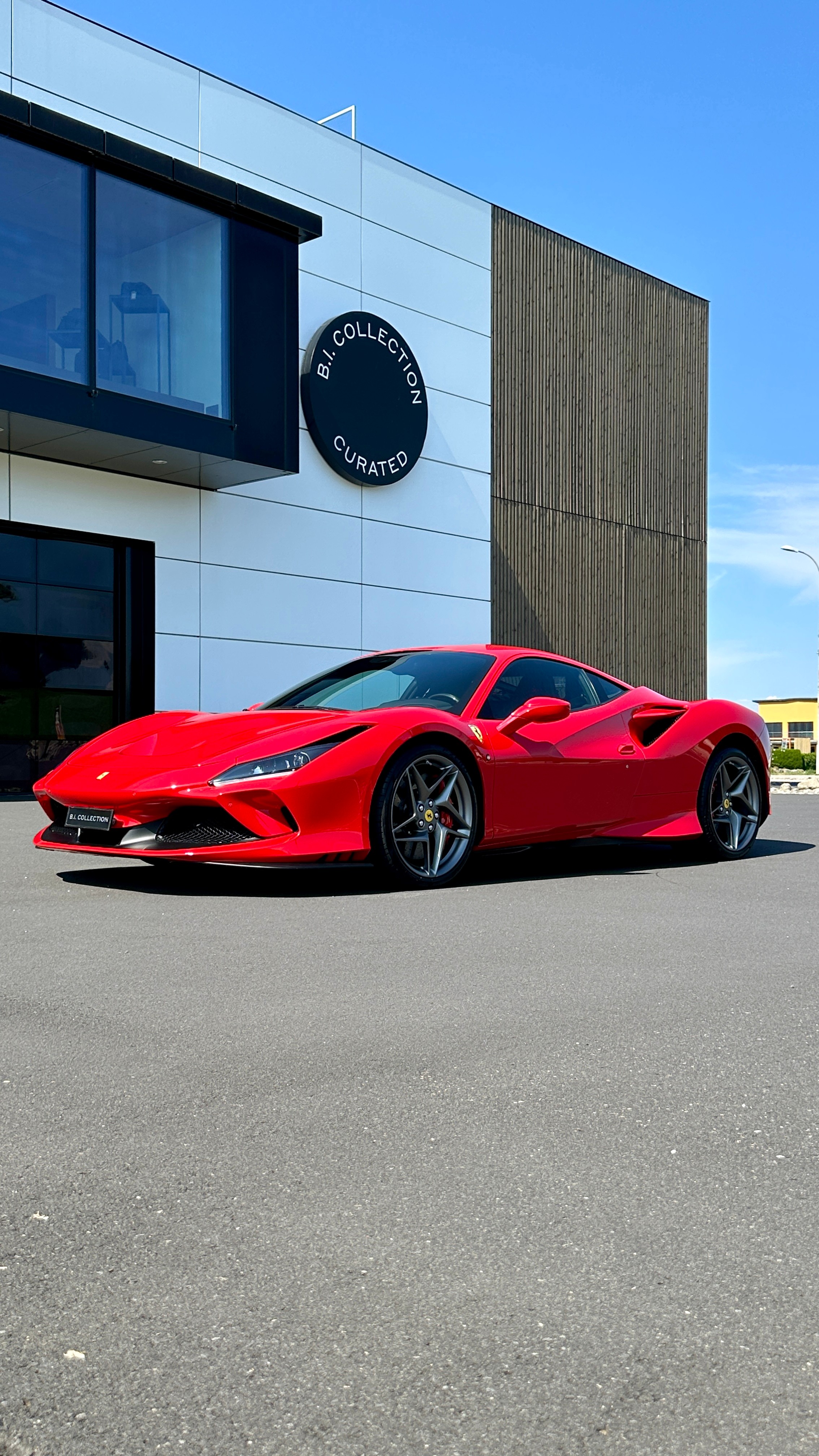 FERRARI F8 Tributo