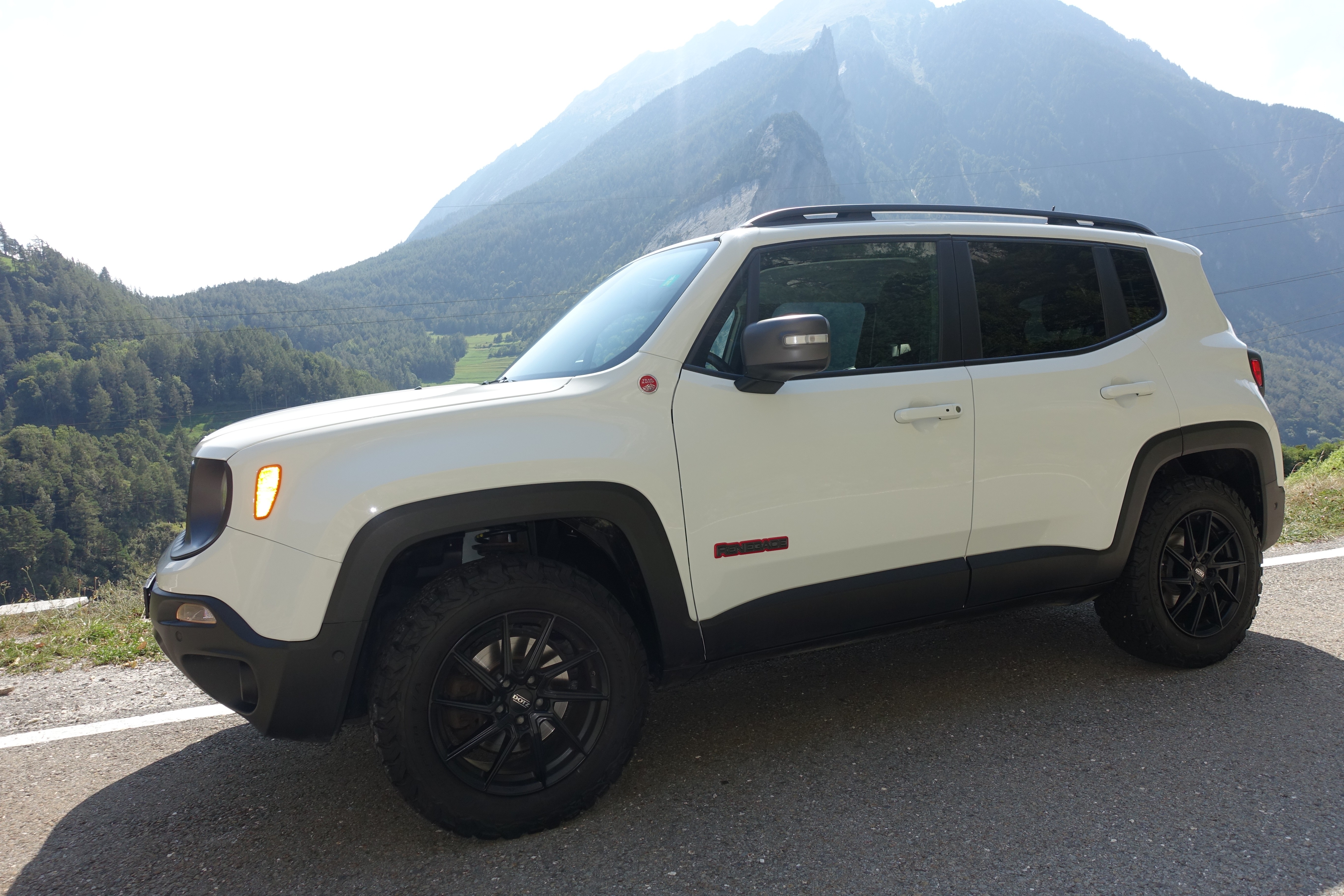 JEEP Renegade 2.0 CRD Trailhawk AWD + Low Range 9ATX