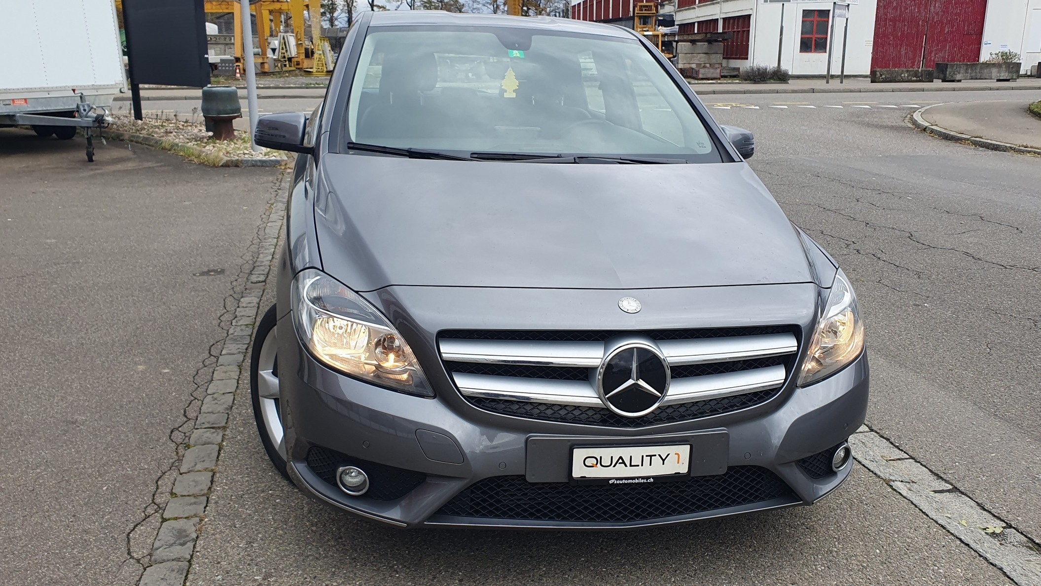 MERCEDES-BENZ B 200 7G-DCT