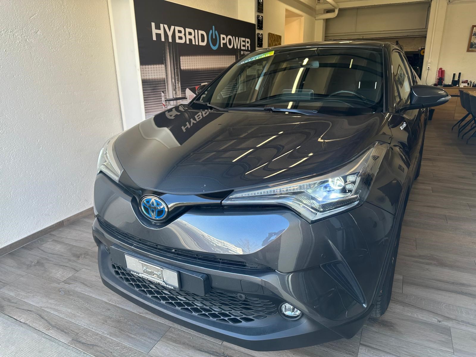 TOYOTA C-HR 1.8 VVTi HSD Trend