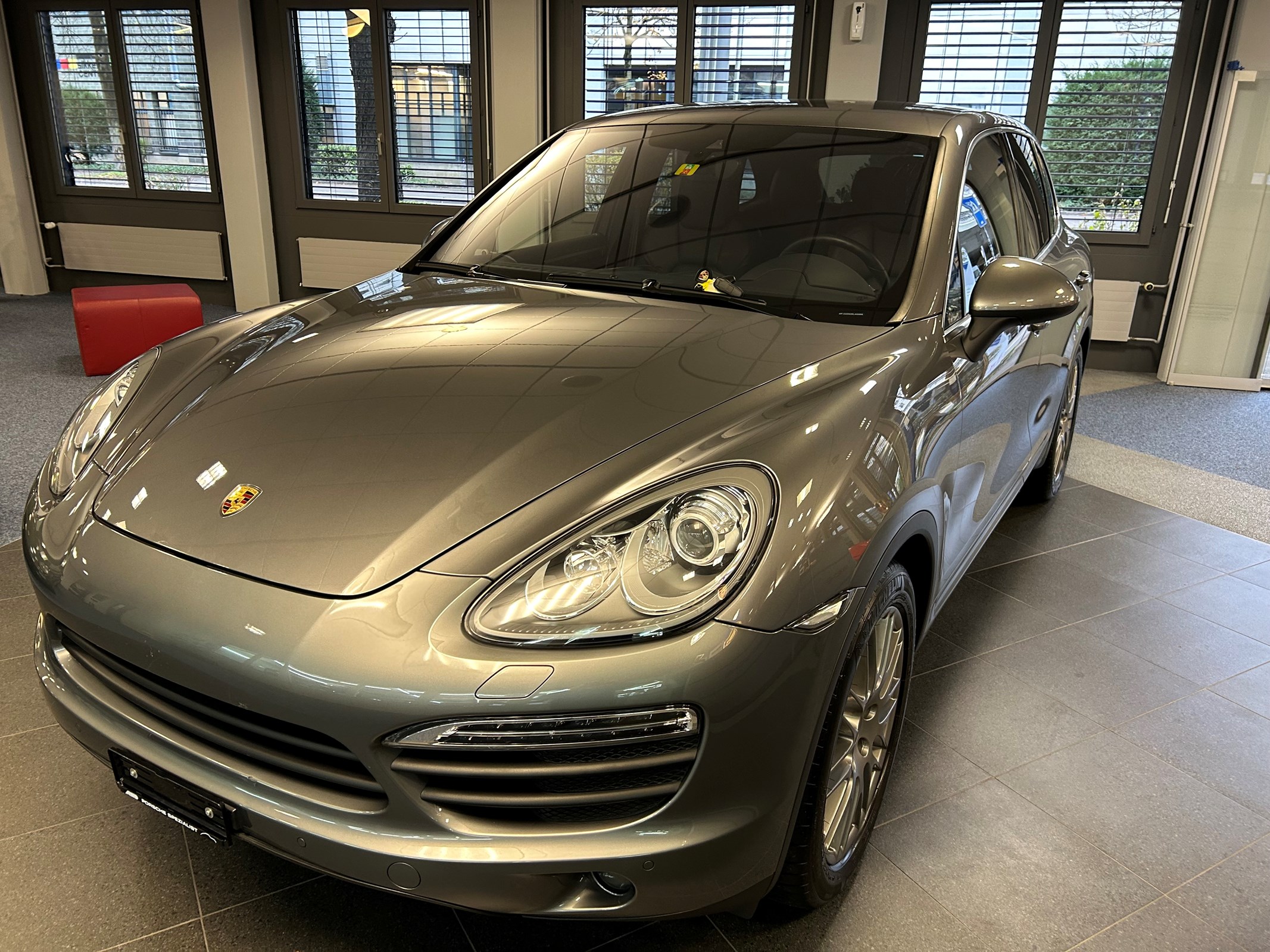 PORSCHE Cayenne S