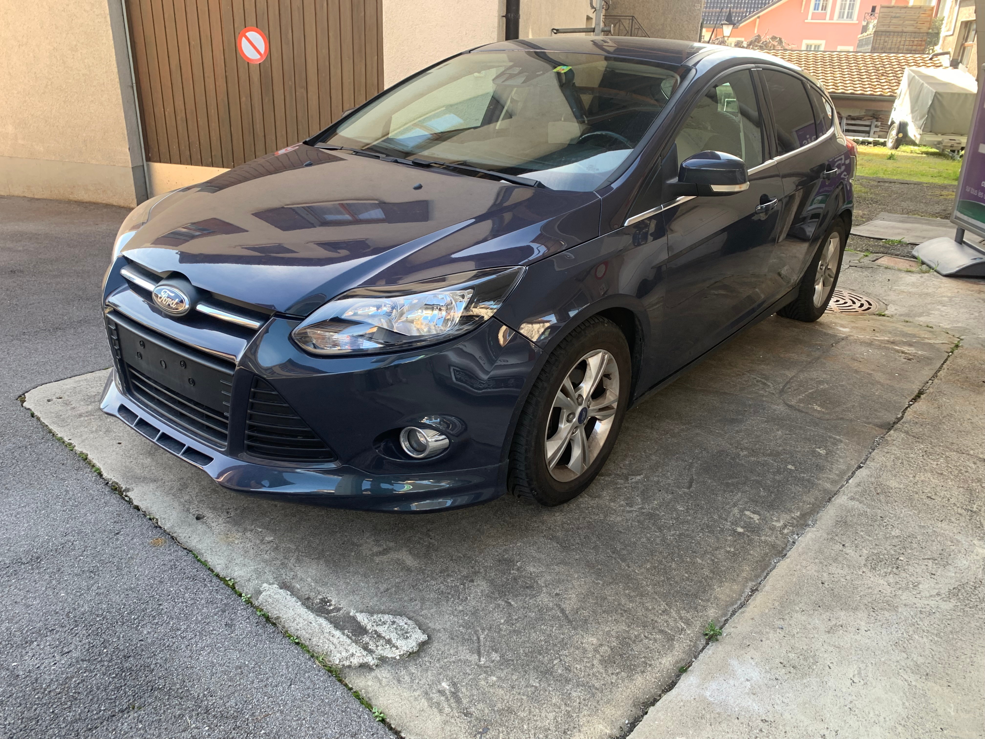 FORD Focus 1.0 SCTi Titanium