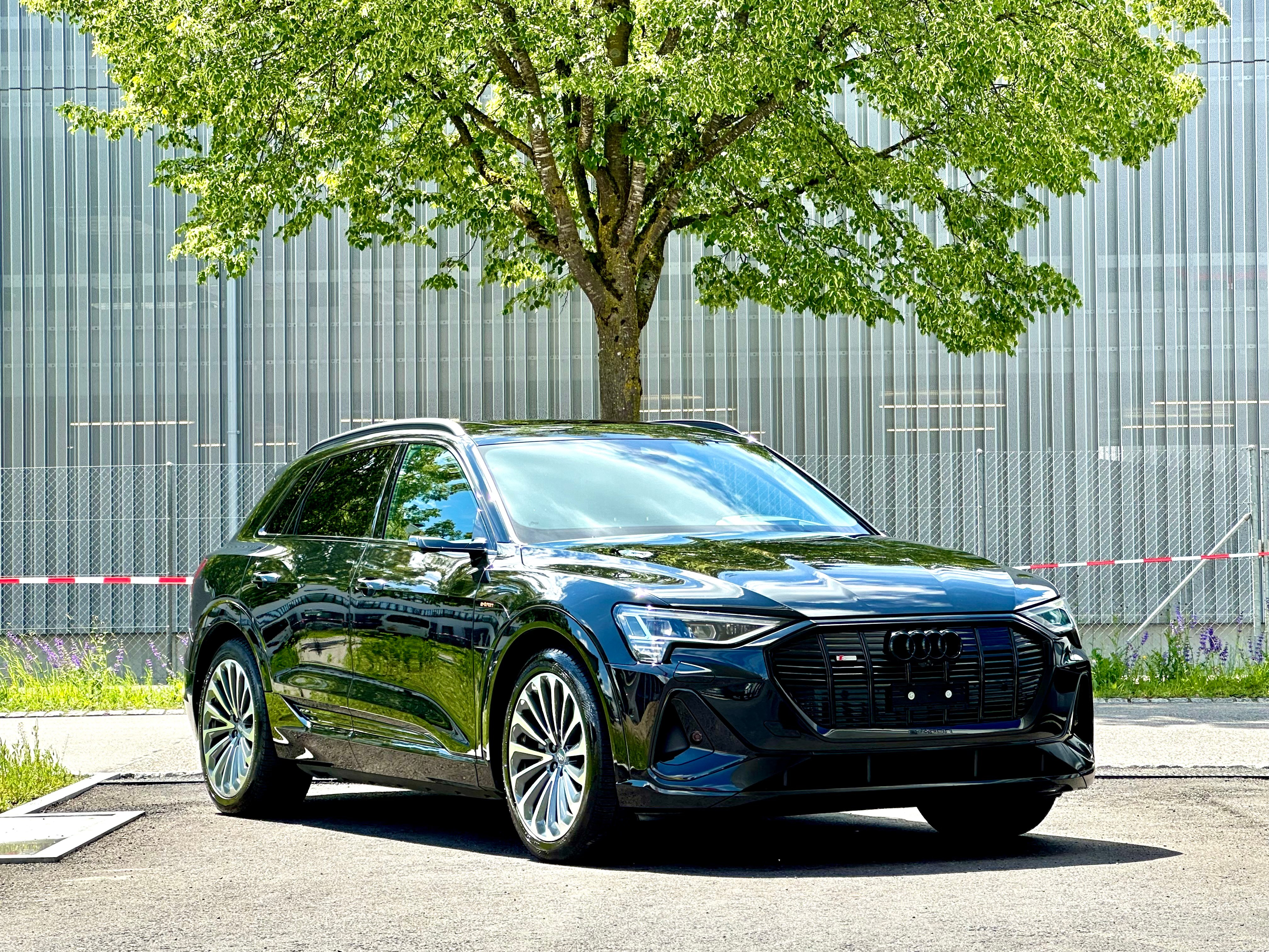 AUDI e-tron 55 S Line quattro