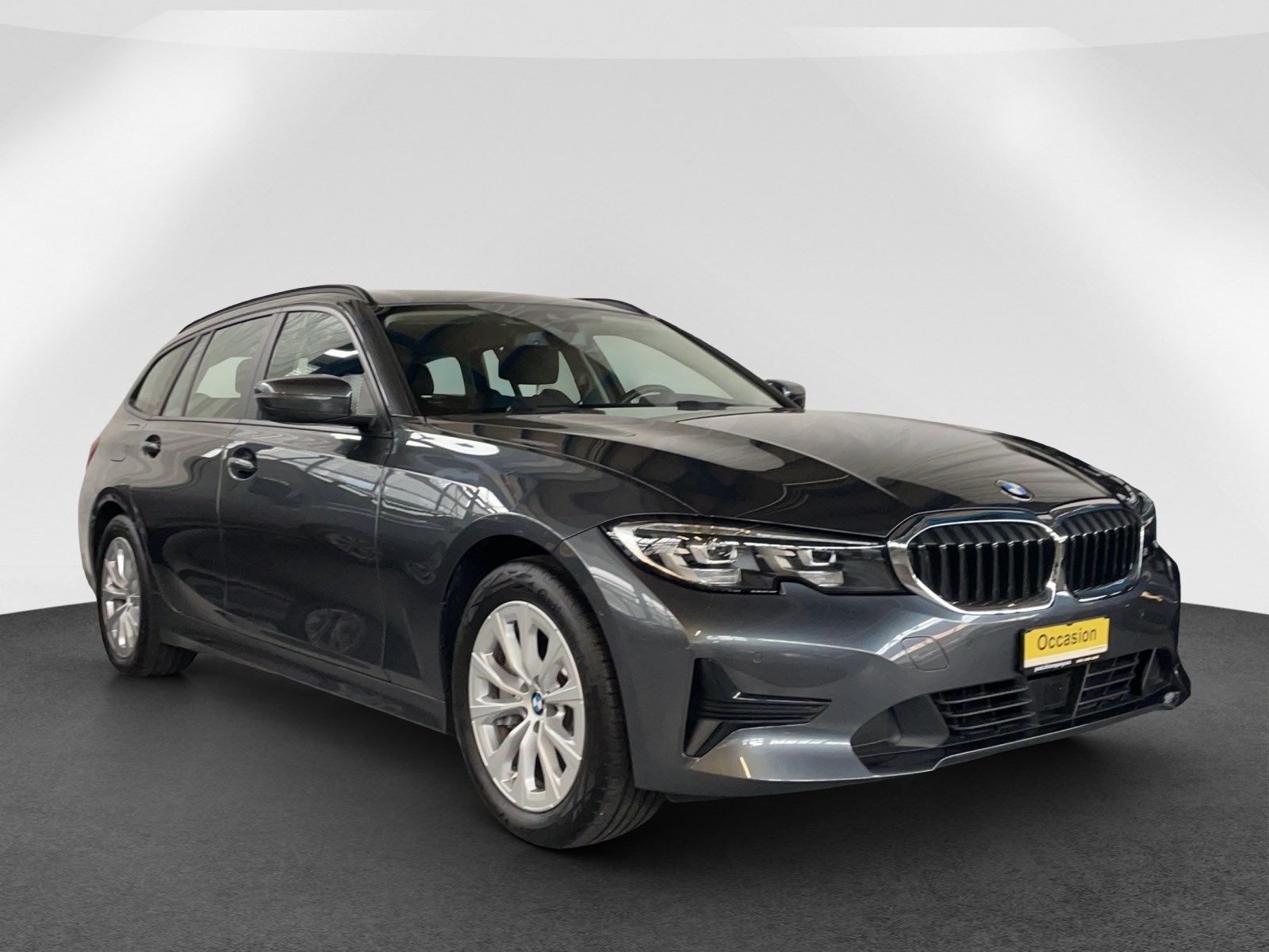 BMW 330e xDrive Touring