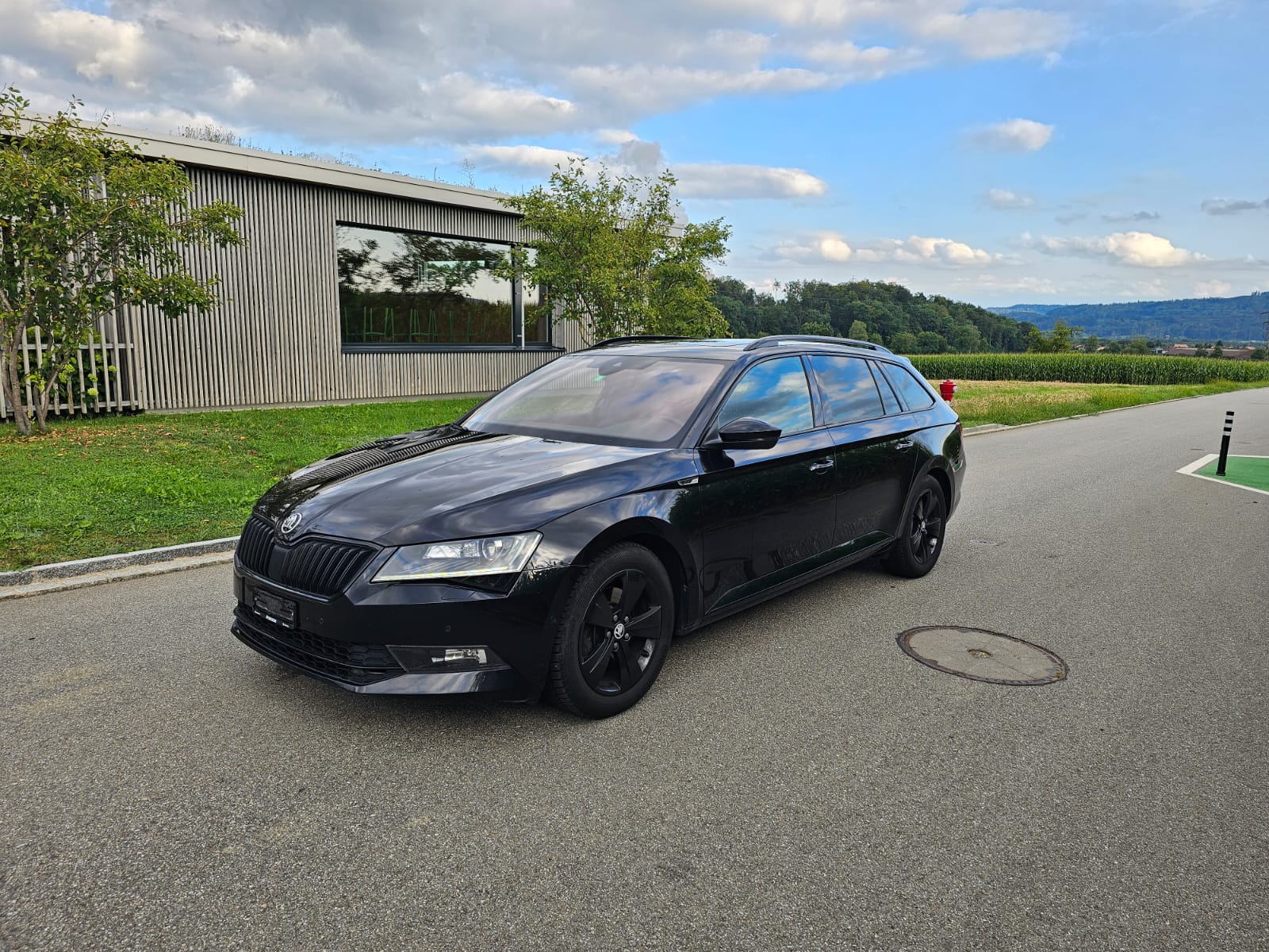 SKODA Superb Combi 2.0 TDi SportLine+ 4x4 DSG