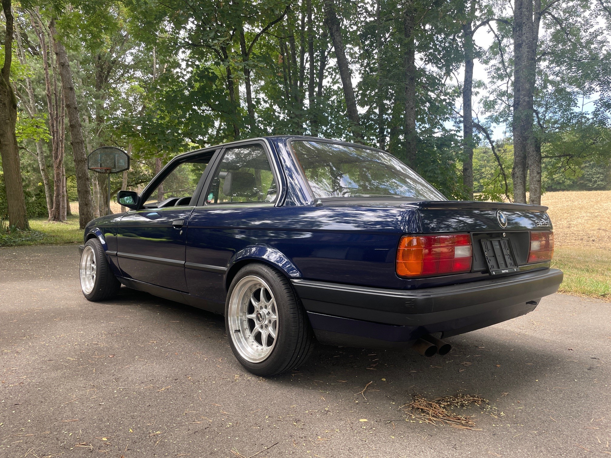 BMW 325i