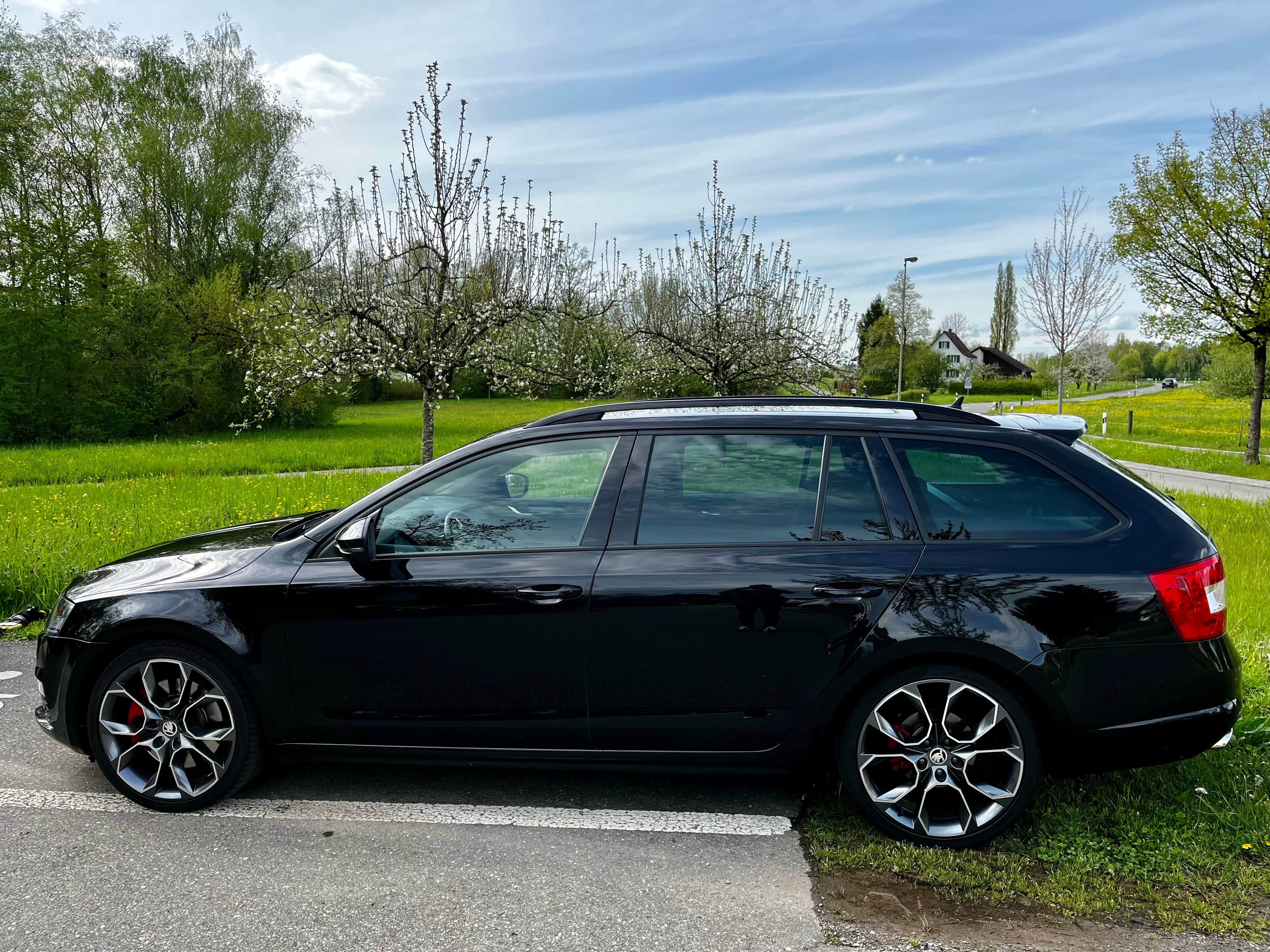 SKODA Octavia Combi 2.0 TSI RS DSG