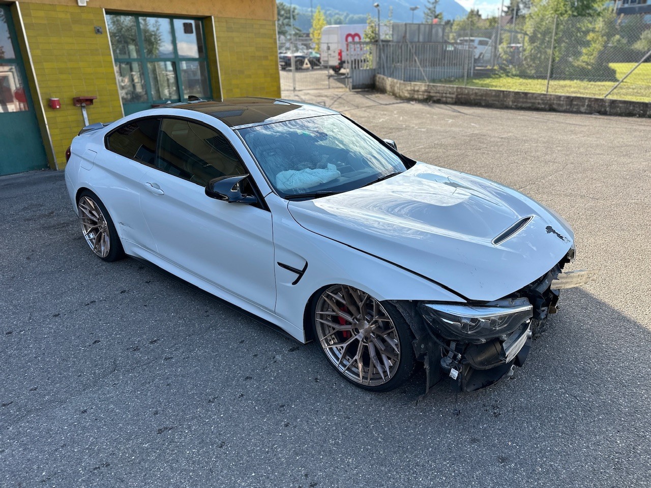 BMW M4 Coupé CS DKG