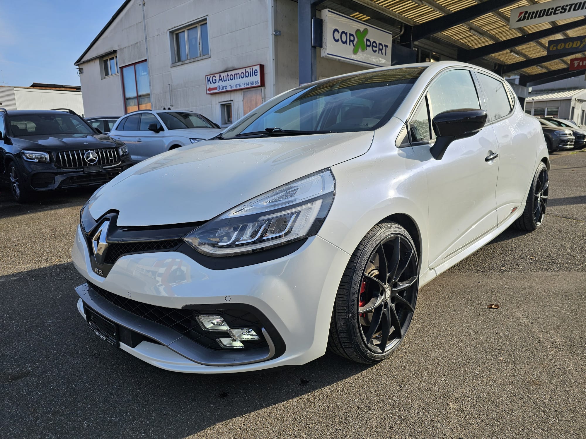 RENAULT Clio 1.6 T RS 220 Trophy EDC