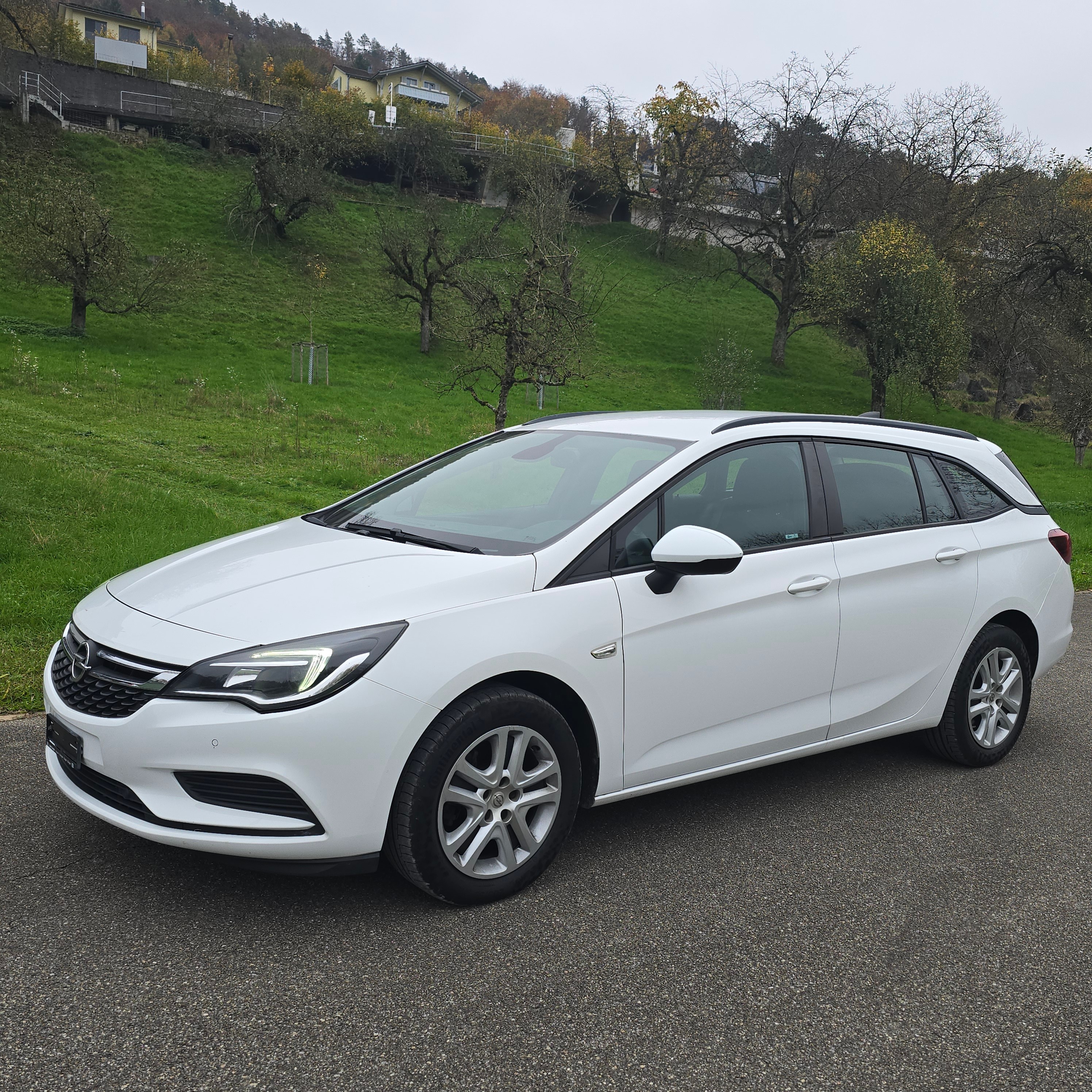 OPEL Astra Sports Tourer 1.6 CDTi ecoF Enjoy Automatic