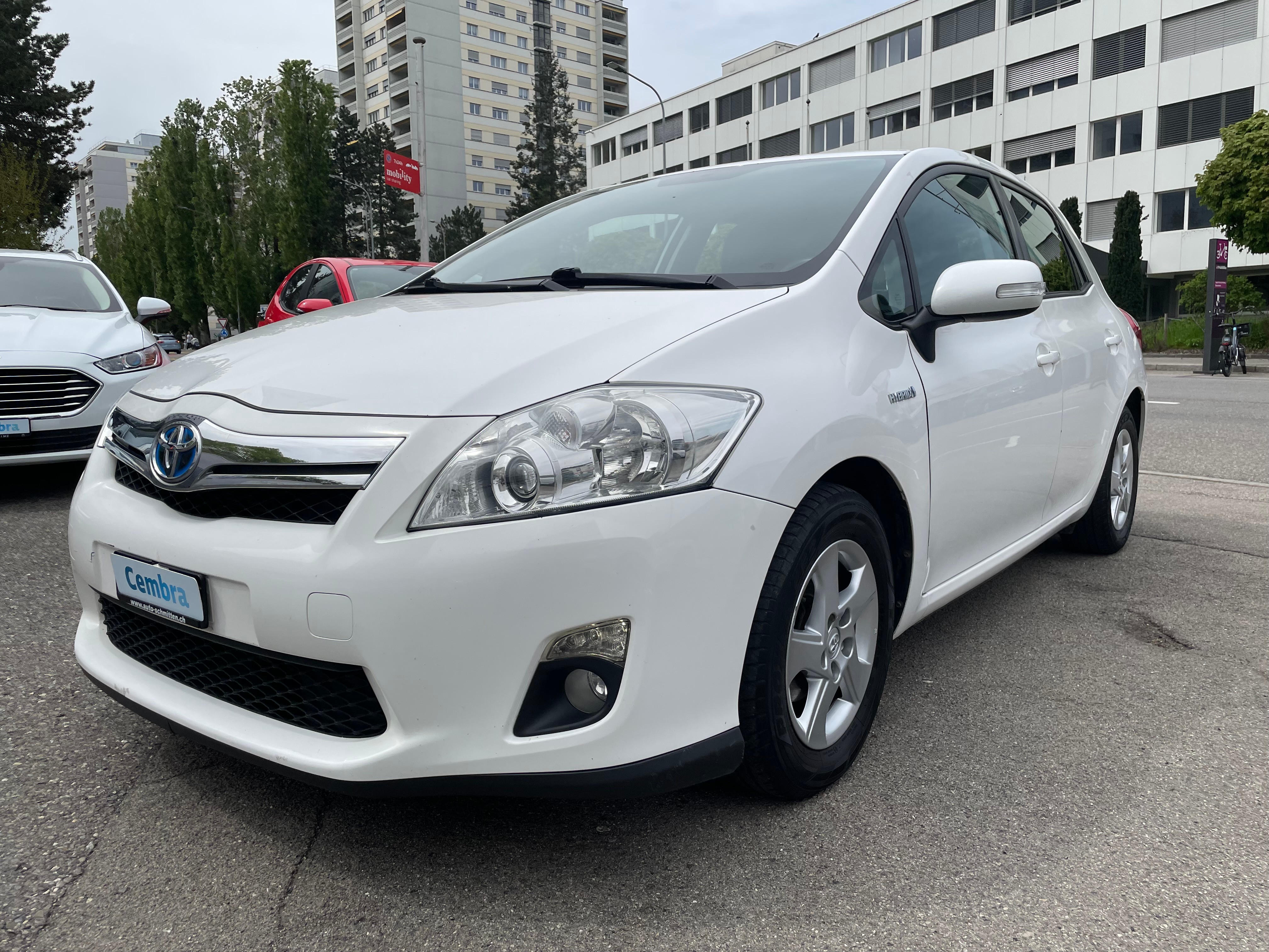 TOYOTA Auris 1.8 16V HSD Linea Luna