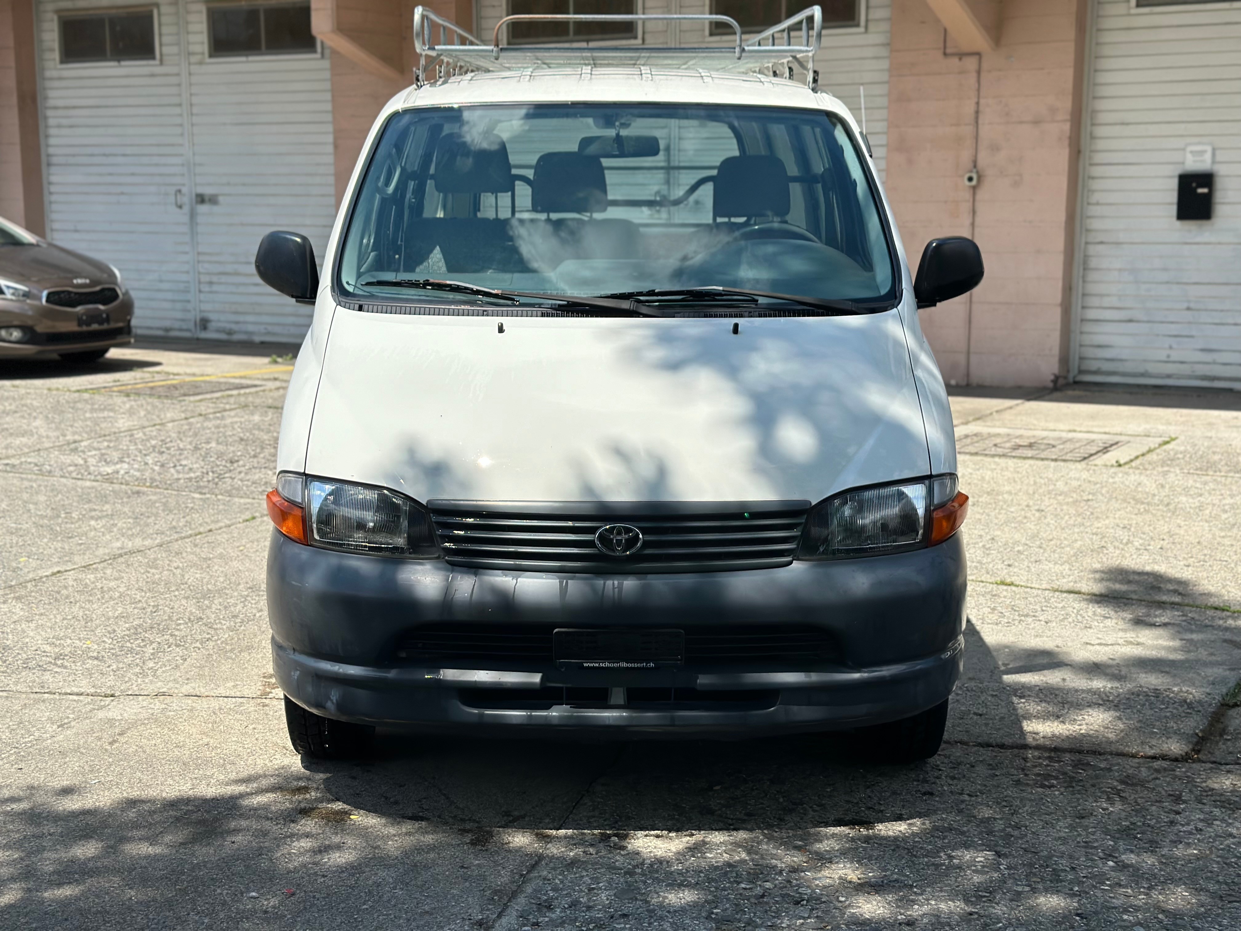 TOYOTA Hiace 2.7 Kombi LWB