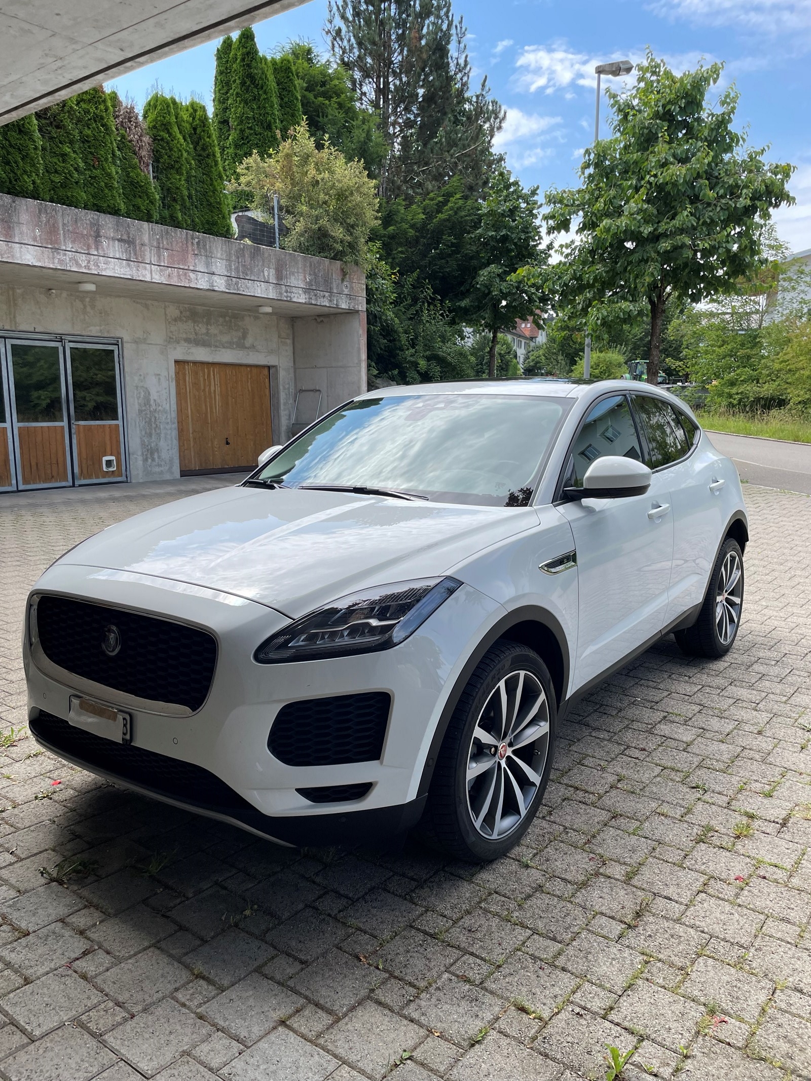 JAGUAR E-Pace 2.0d D180 S AWD Automatik