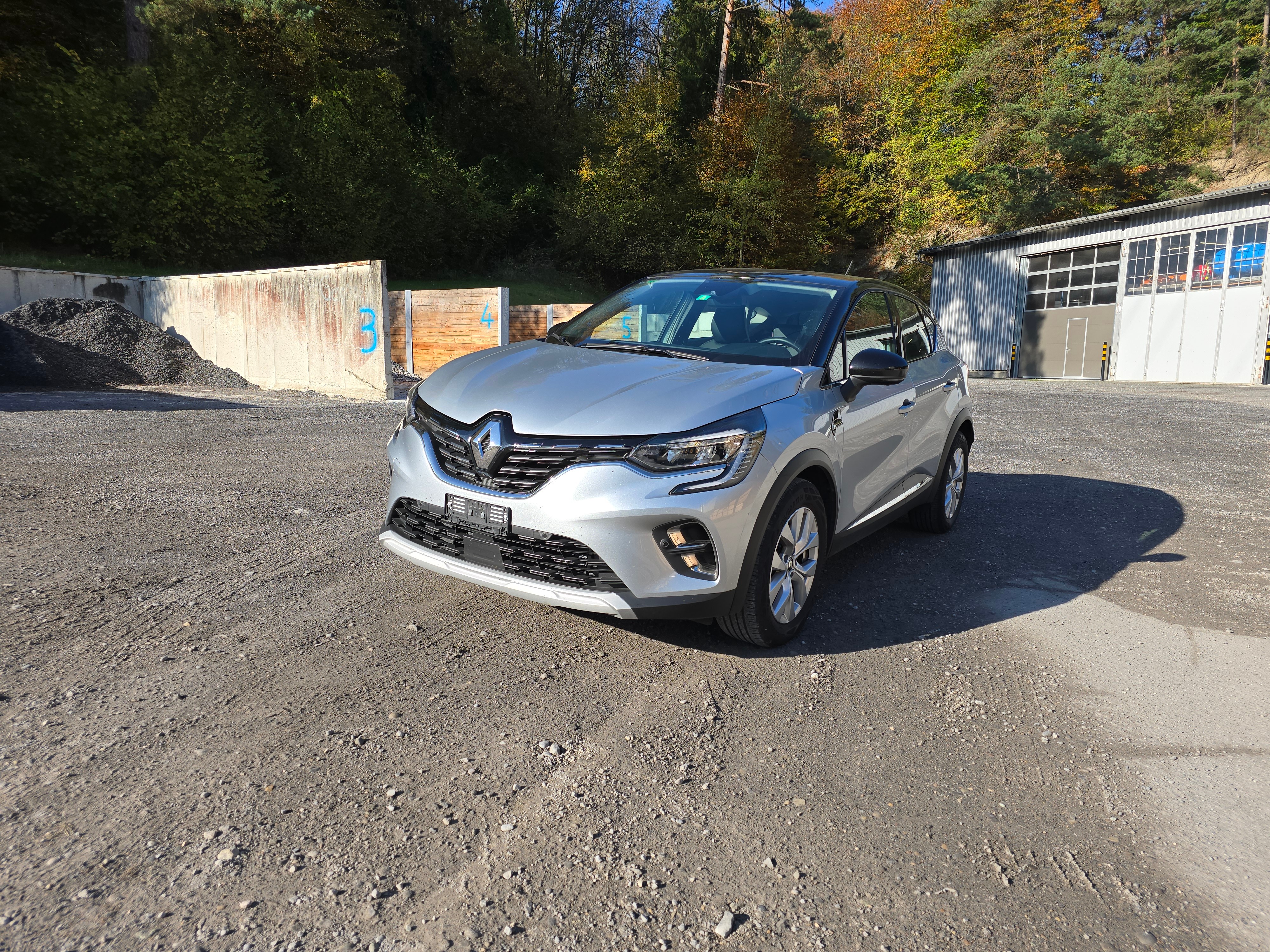 RENAULT Captur 1.3 TCe EDC Intens EDC