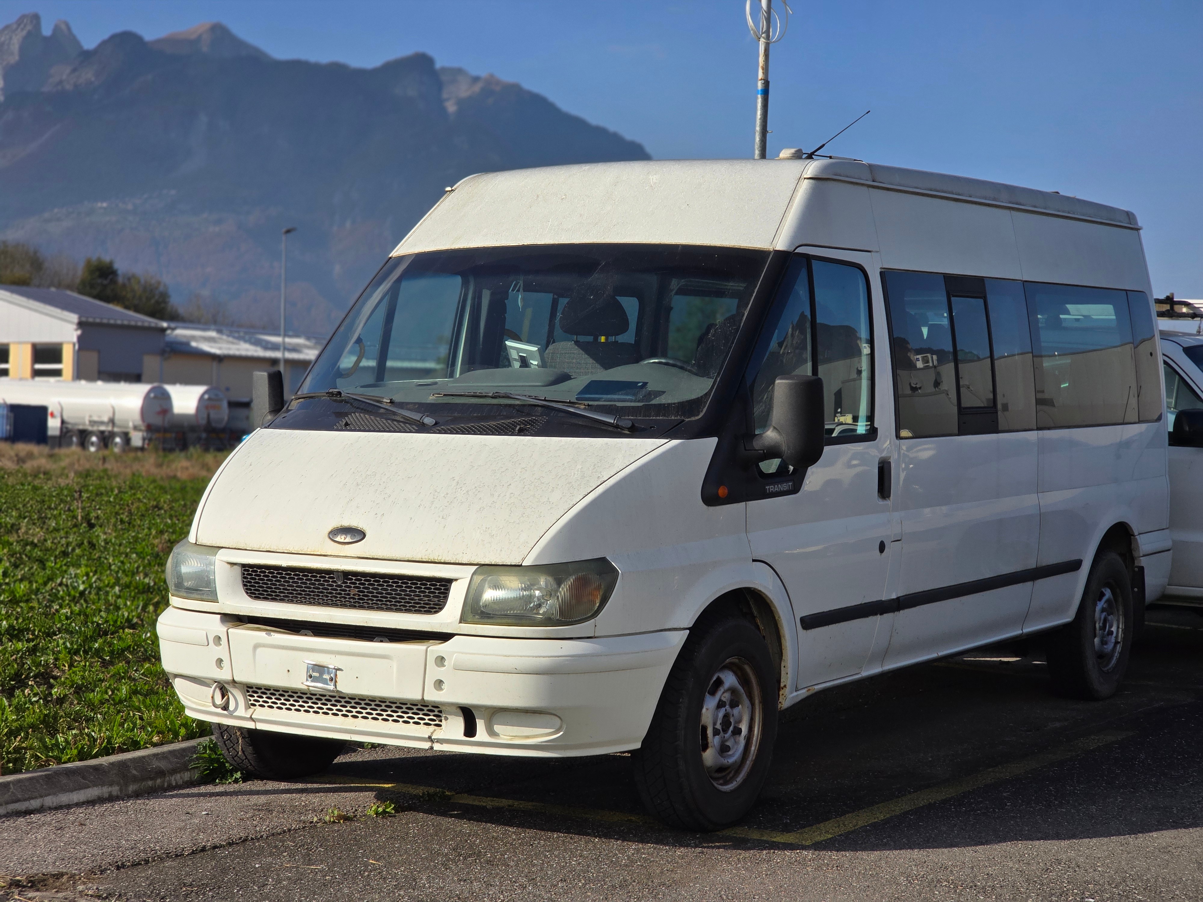 FORD Transit 2.0 TDCi Tourneo 9 Pl.