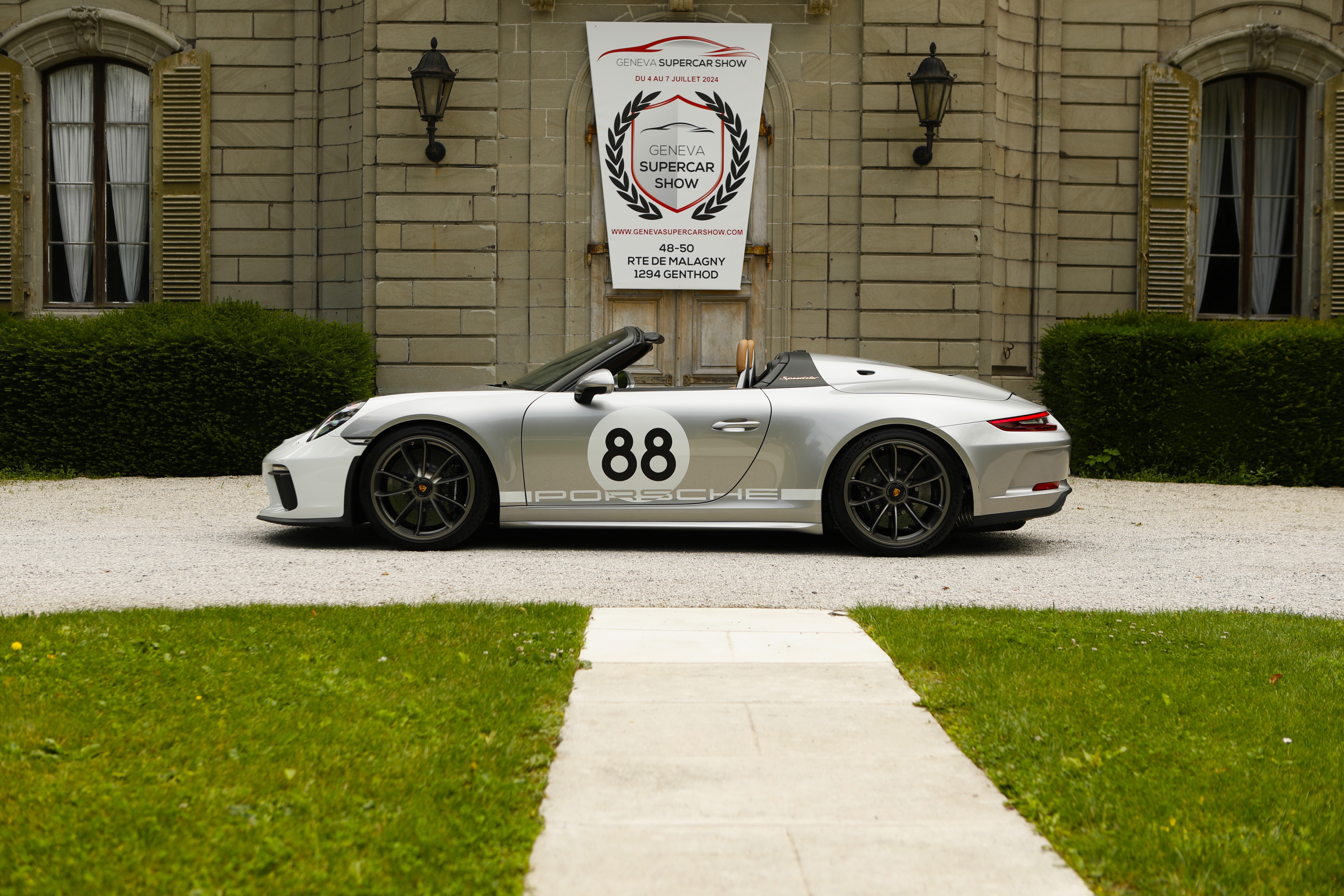 PORSCHE 911 Speedster HERITAGE DESIGN EDITION