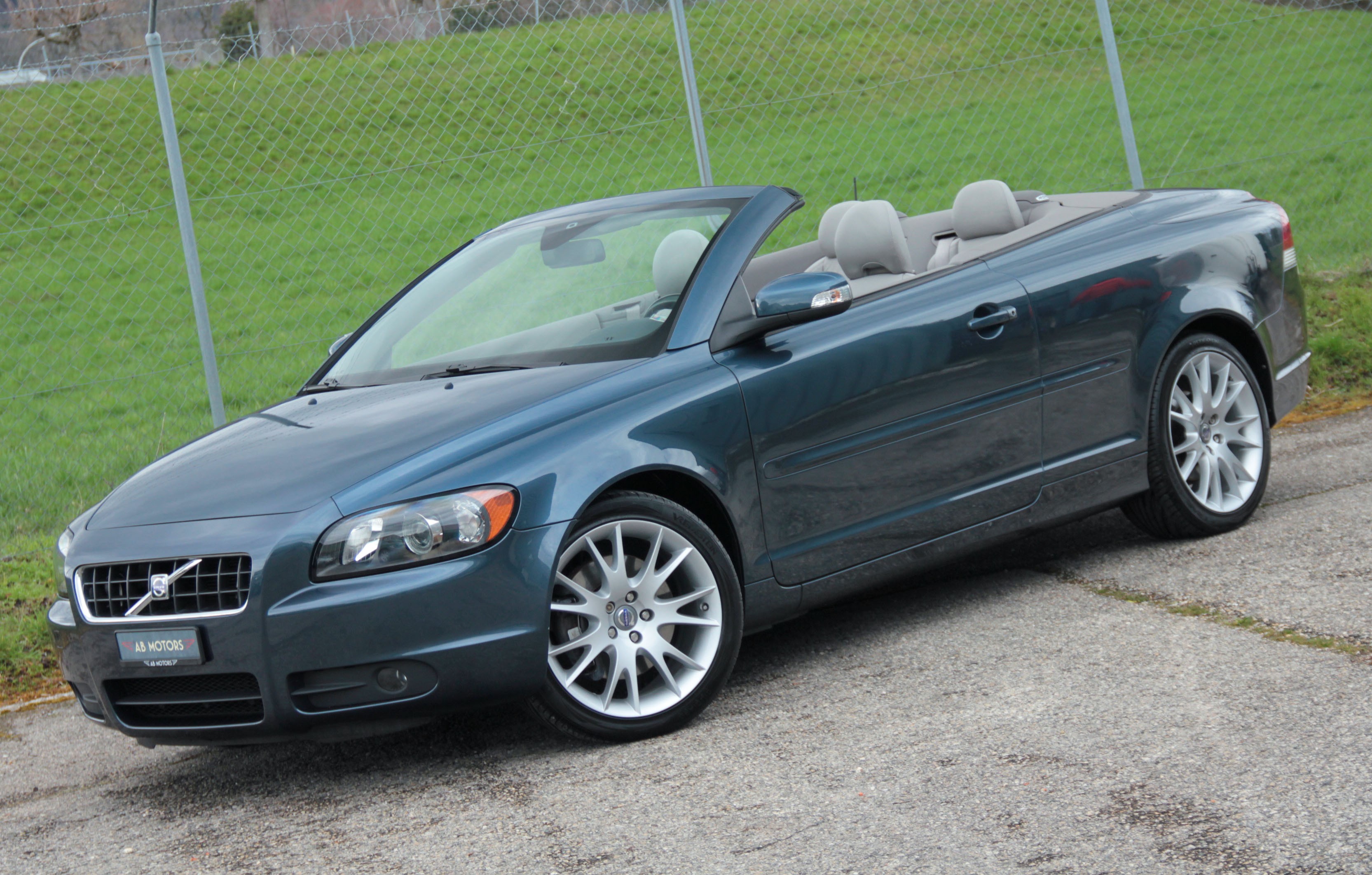 VOLVO C70 2.4i Momentum