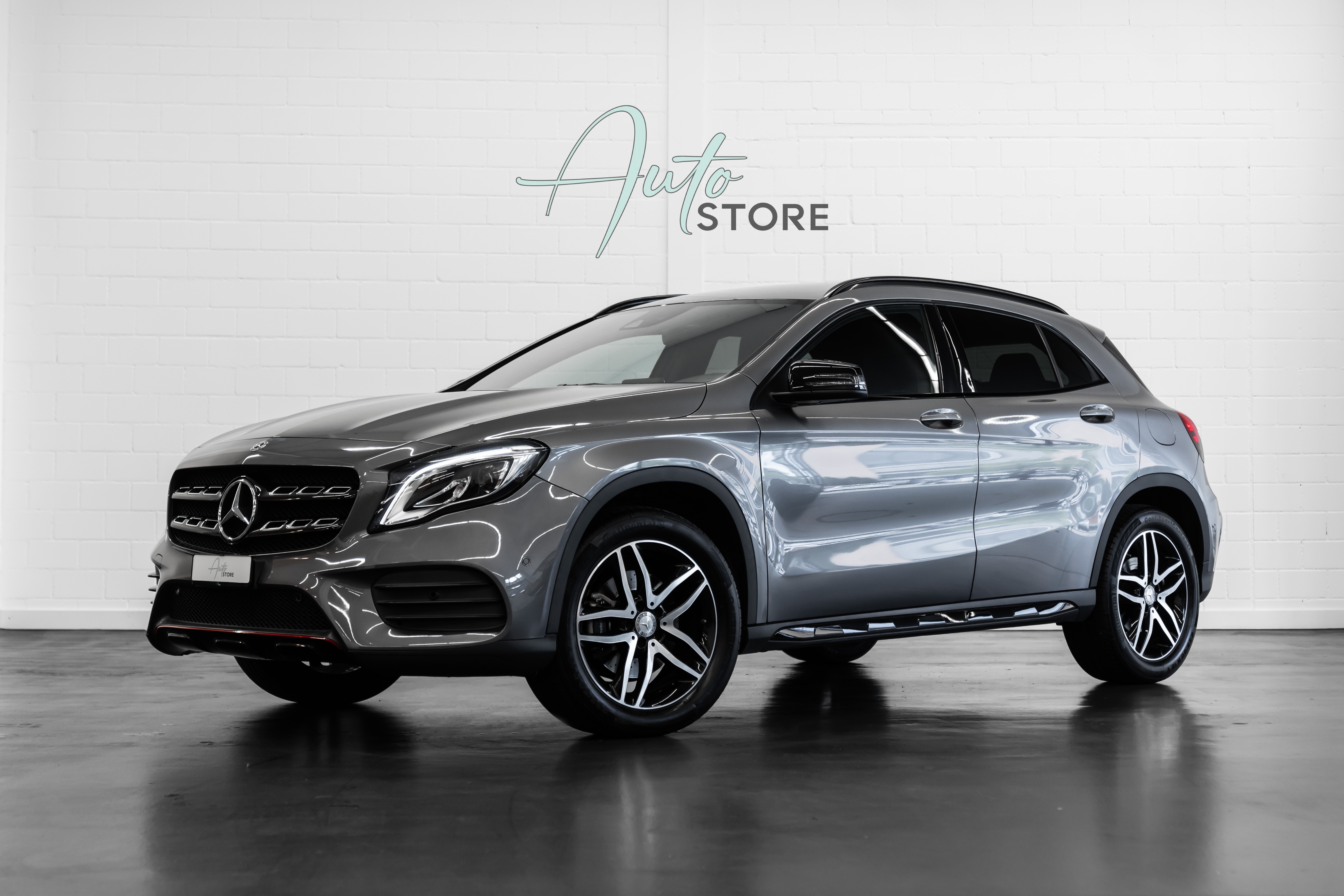 MERCEDES-BENZ GLA 220 AMG Line 4Matic 7G-DCT