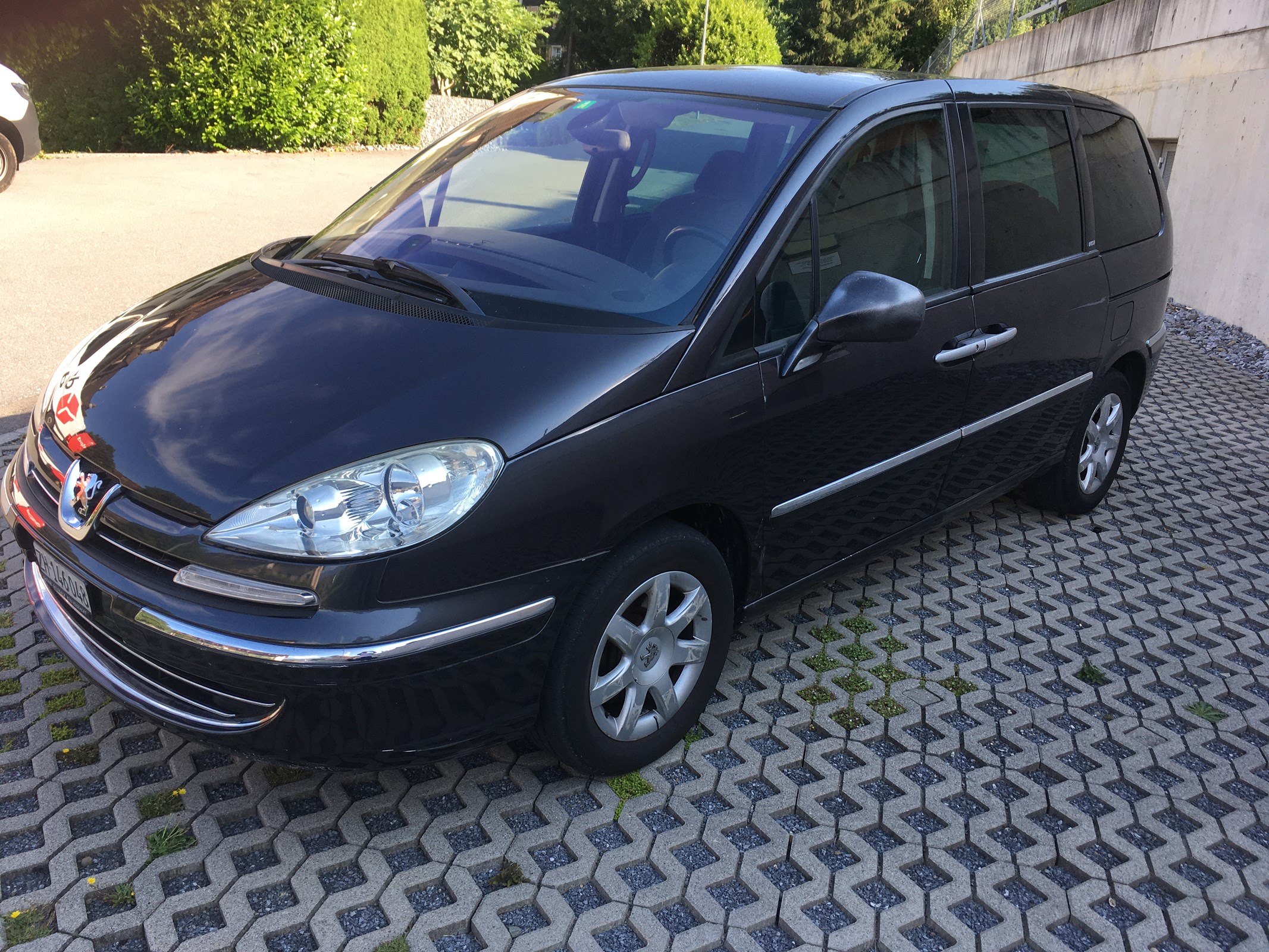 PEUGEOT 807 2.2 16V HDi Swiss Edition Tiptronic