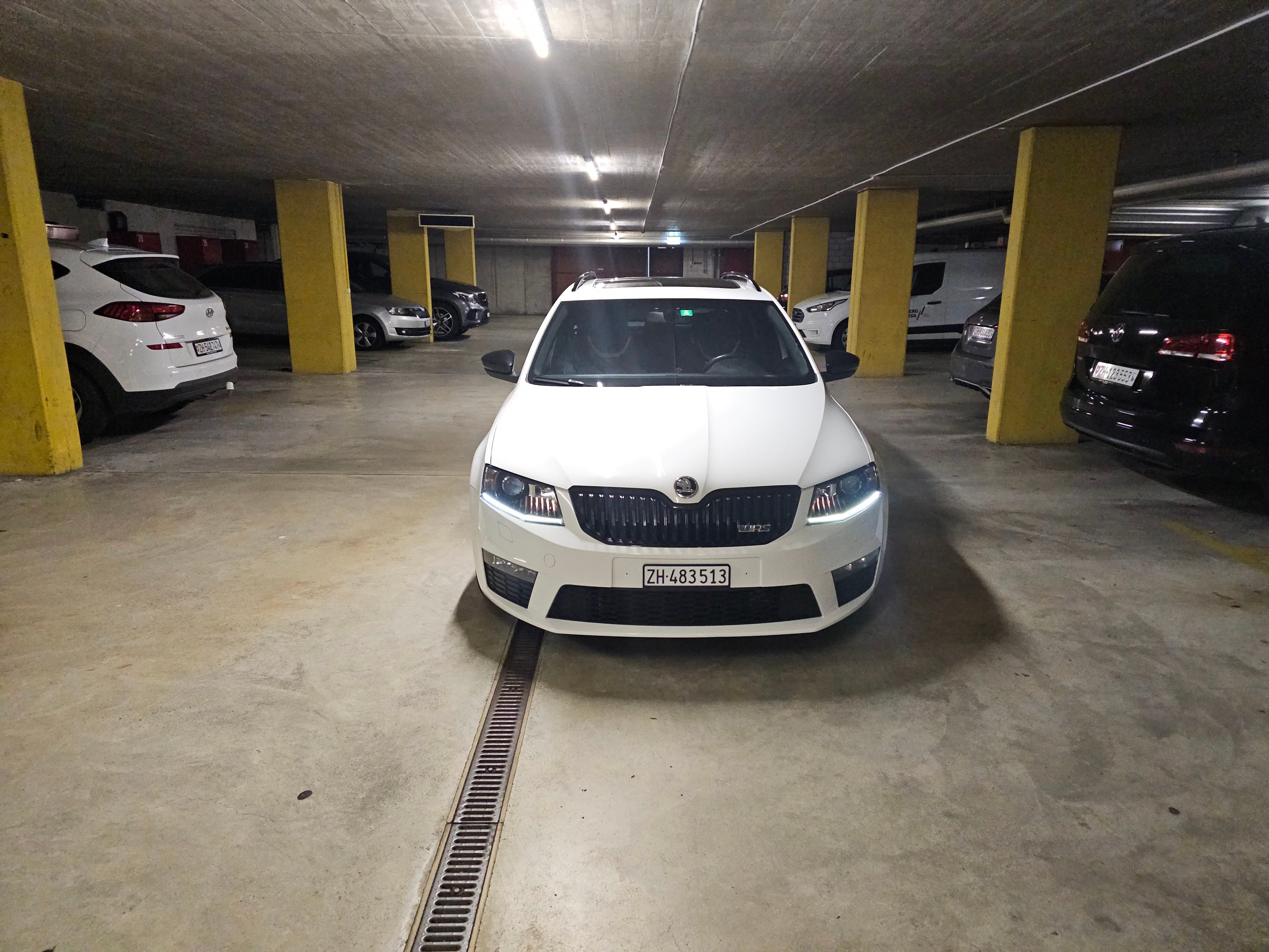 SKODA Octavia Combi 2.0 TDI RS 4x4 DSG