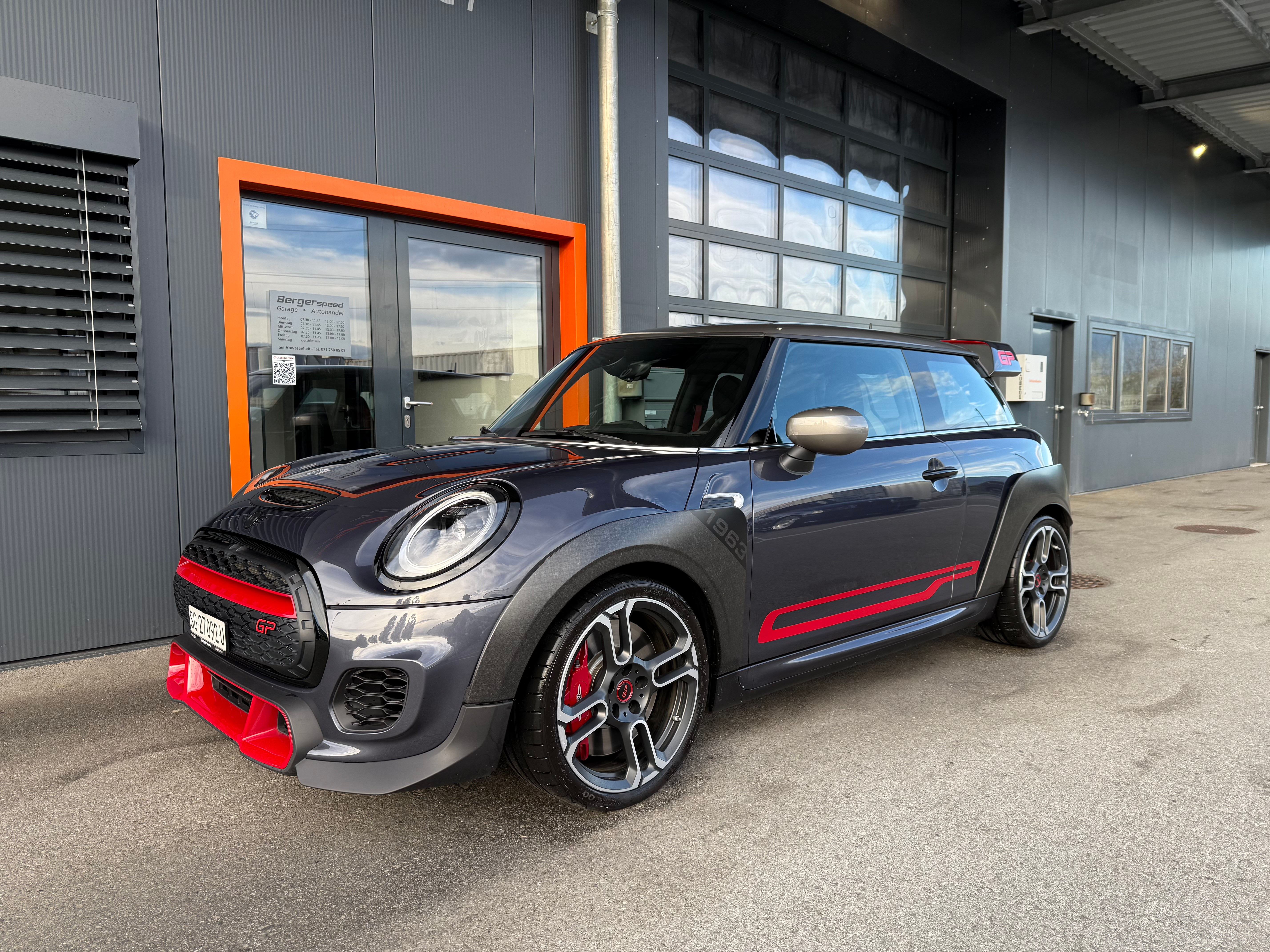 MINI Mini Cooper John Mini Cooper Works GP 3 Steptronic