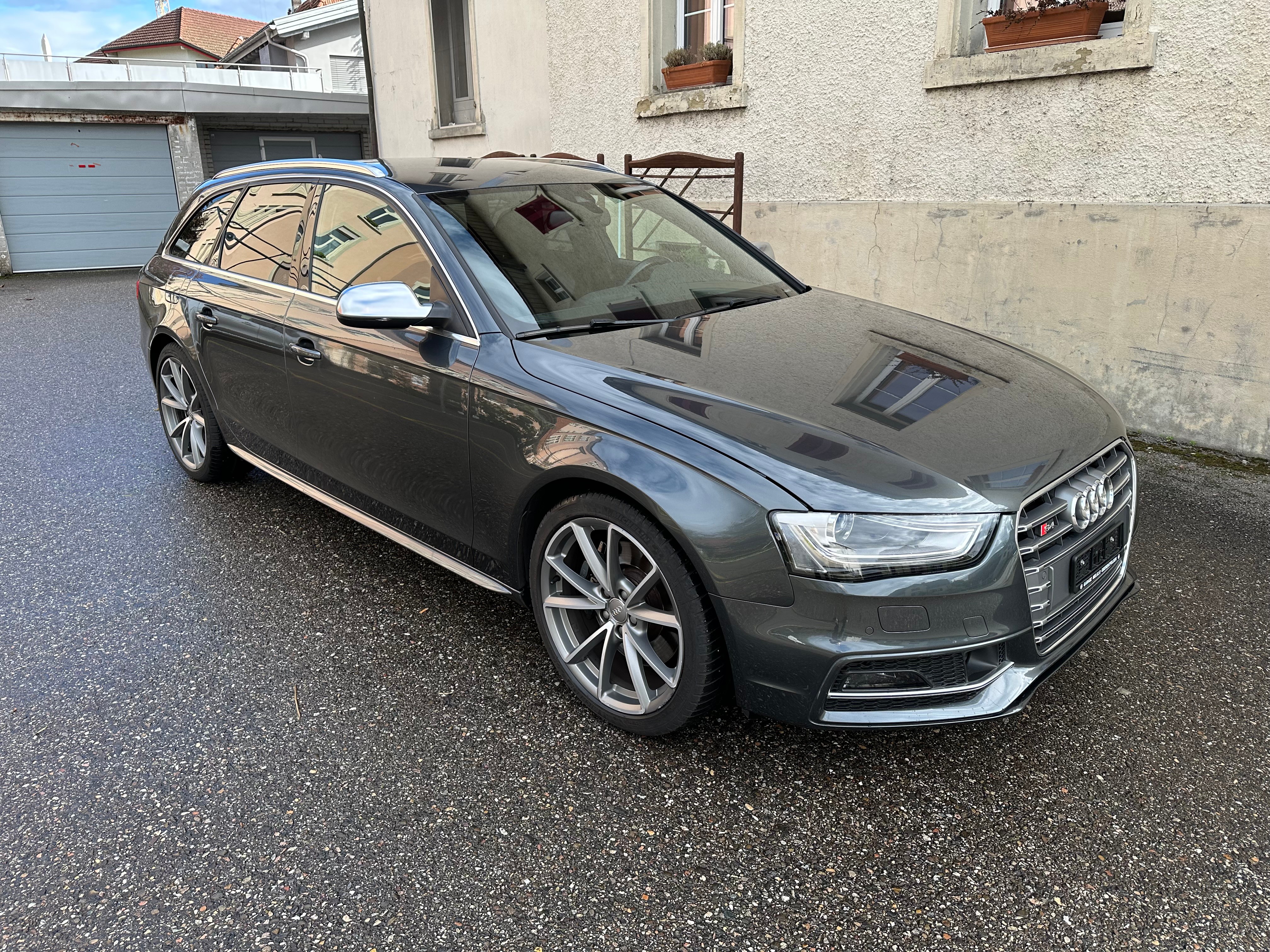 AUDI S4 Avant 3.0 TFSI quattro S-tronic