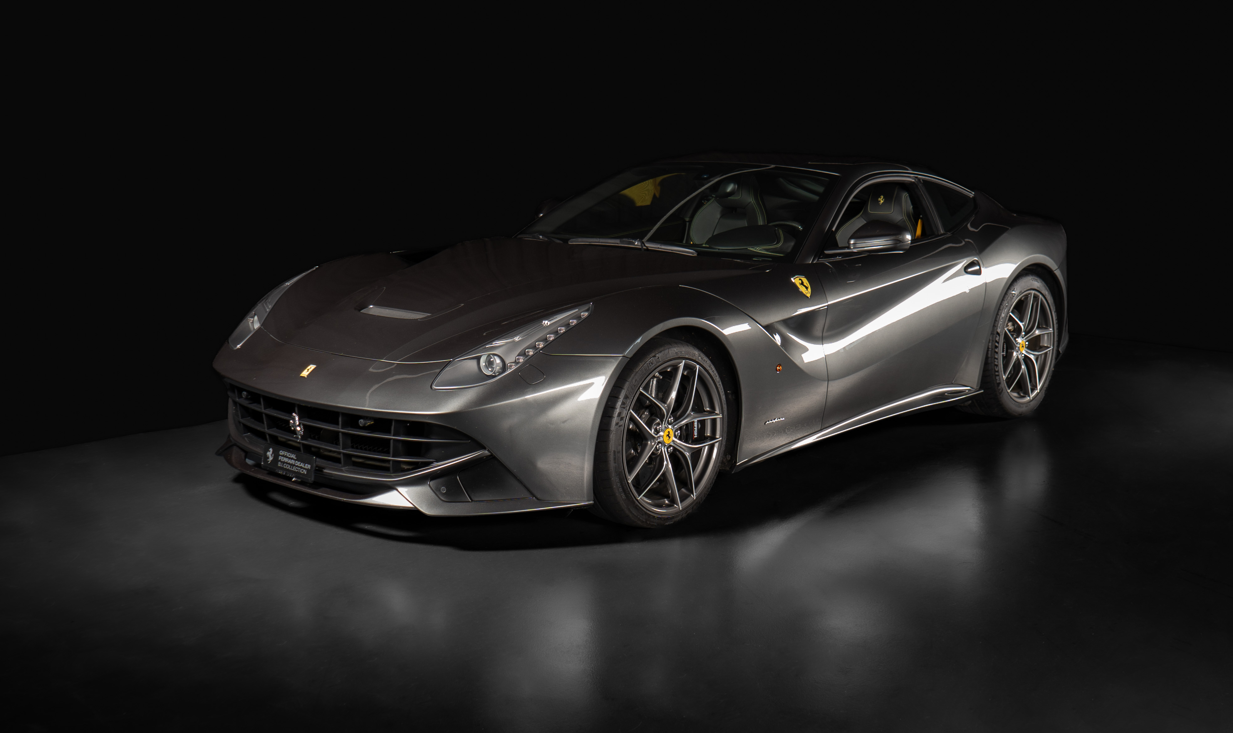 FERRARI F12 Berlinetta