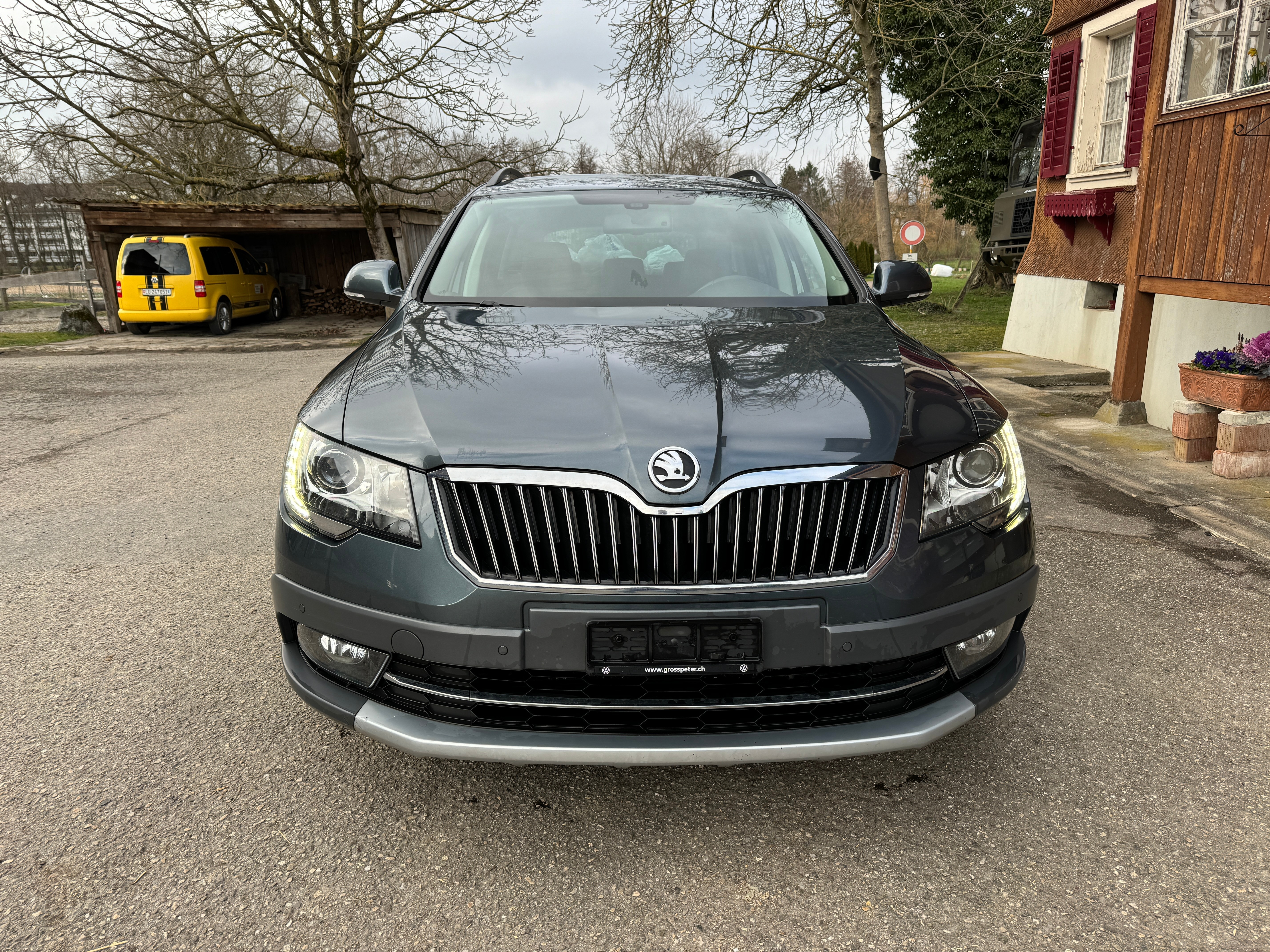 SKODA Superb Combi 2.0 TDi Elegance 4x4 DSG