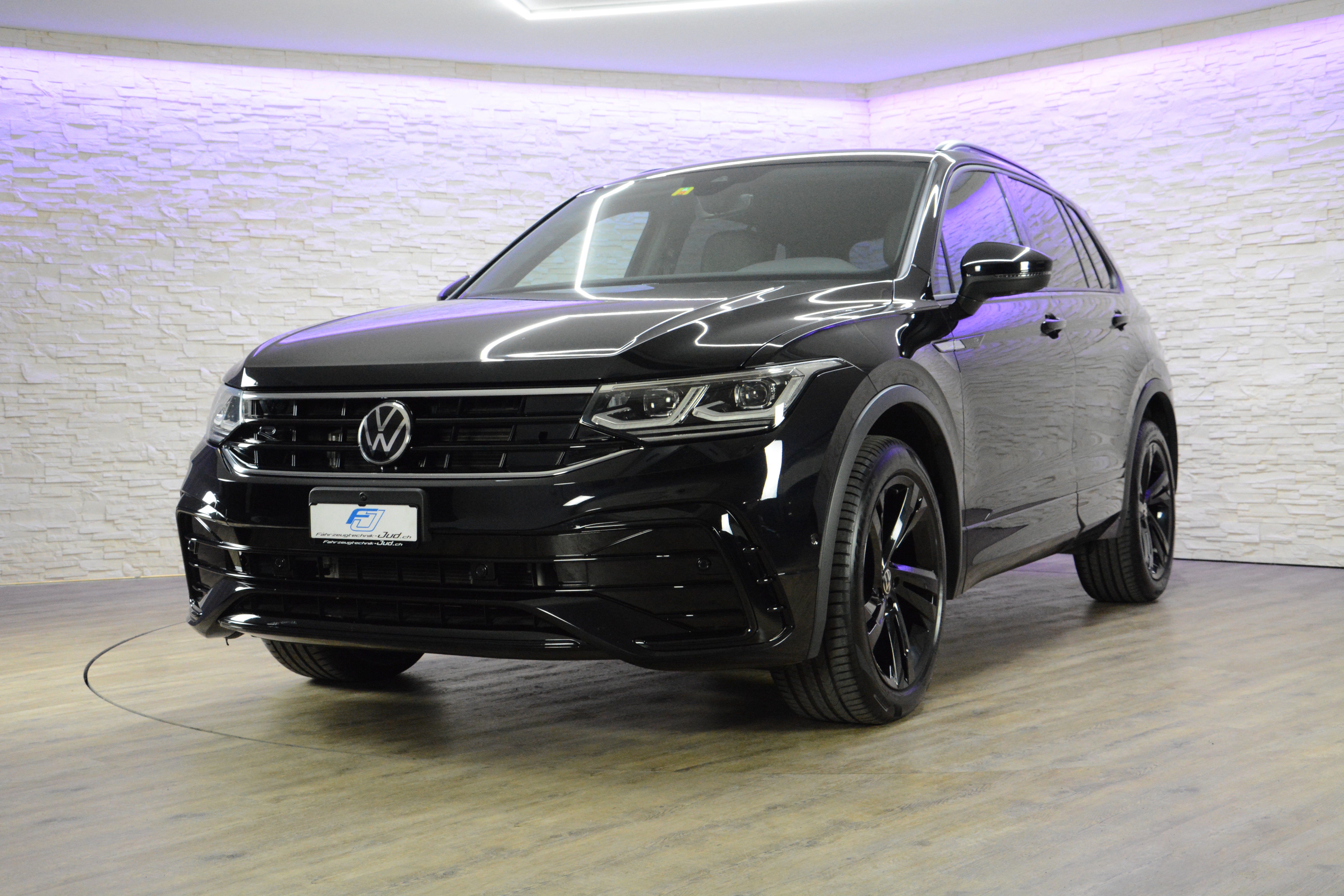 VW Tiguan 2.0 TDI SCR R-Line DSG