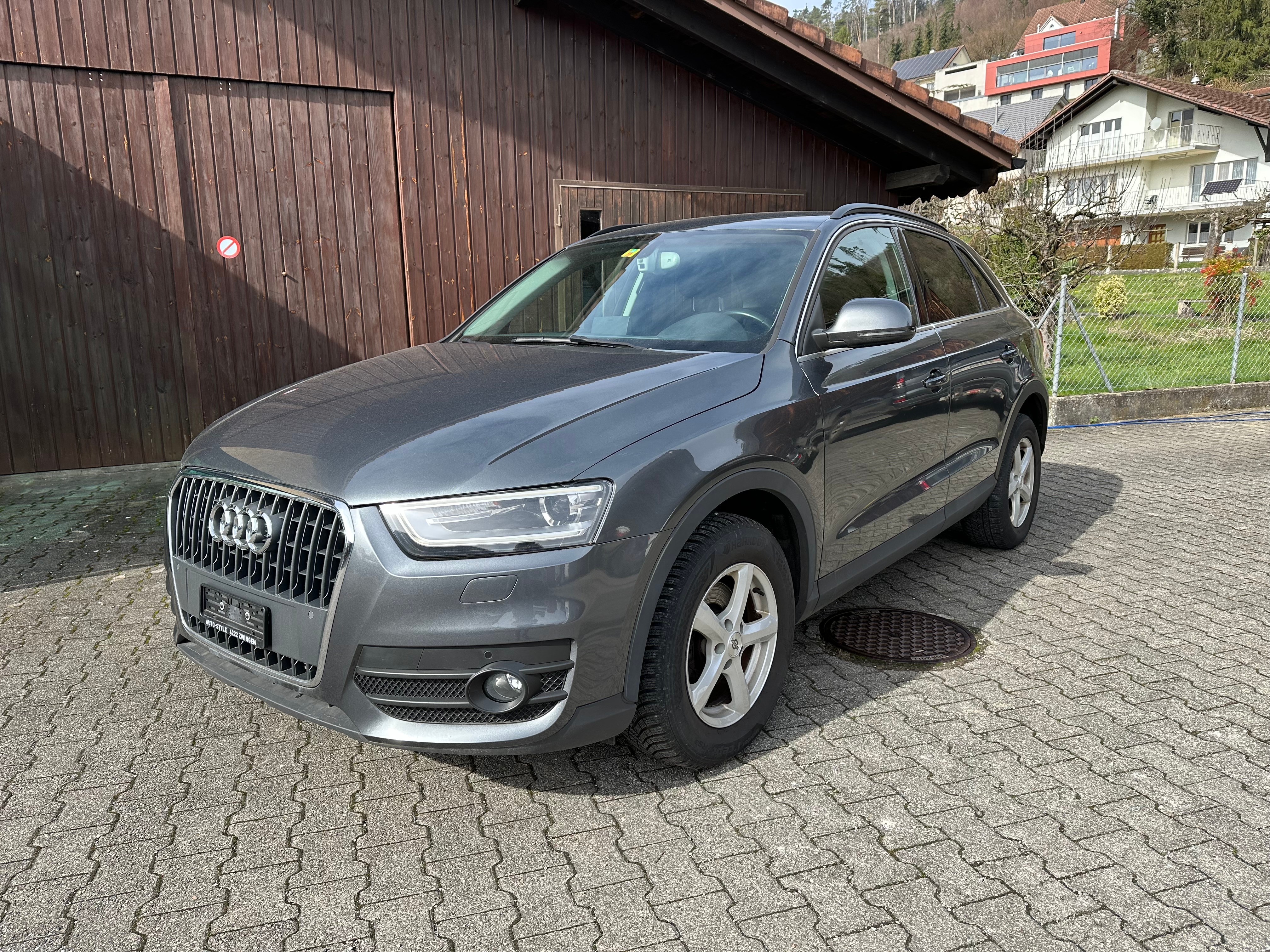 AUDI Q3 2.0 TFSI quattro S-tronic