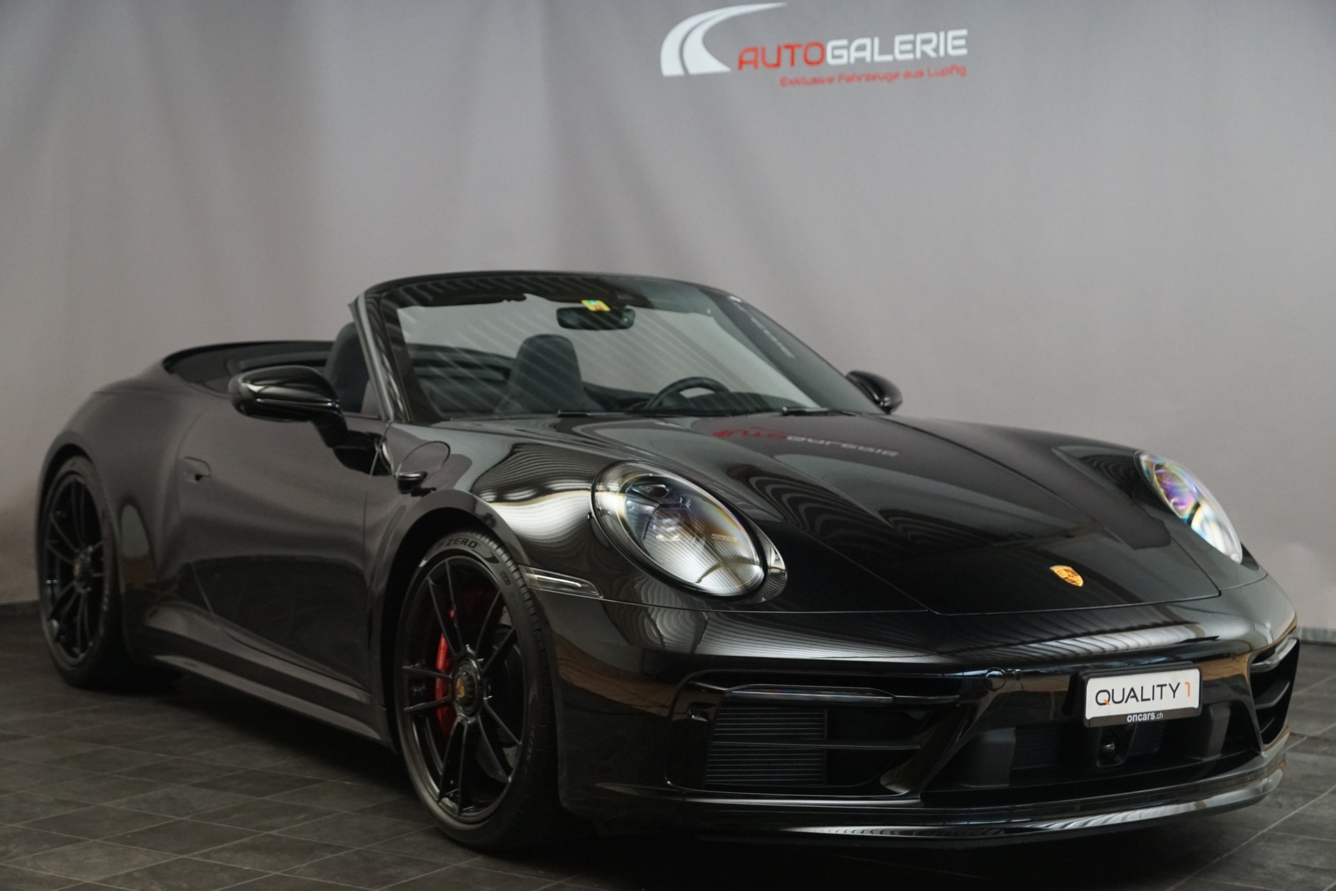 PORSCHE 911 Carrera 4 GTS Cabriolet PDK