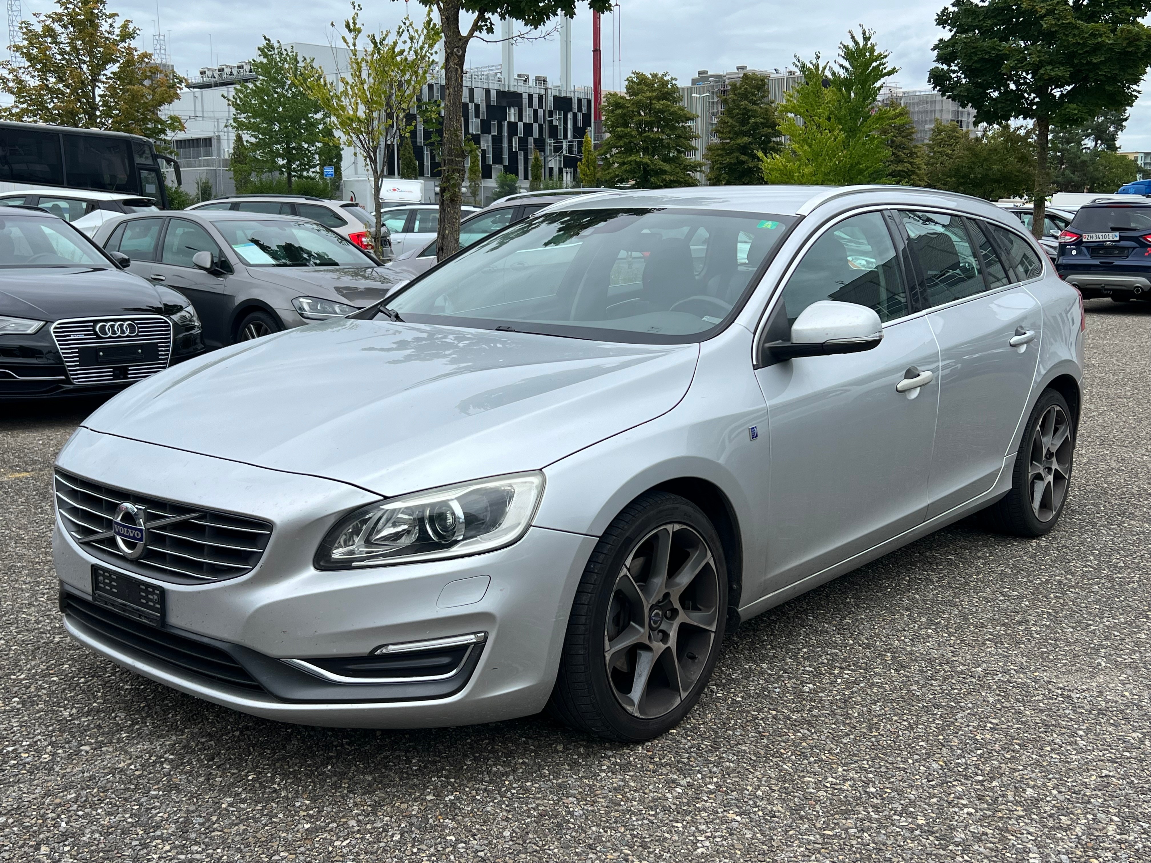 VOLVO V60 D4 OceanRace Geartronic