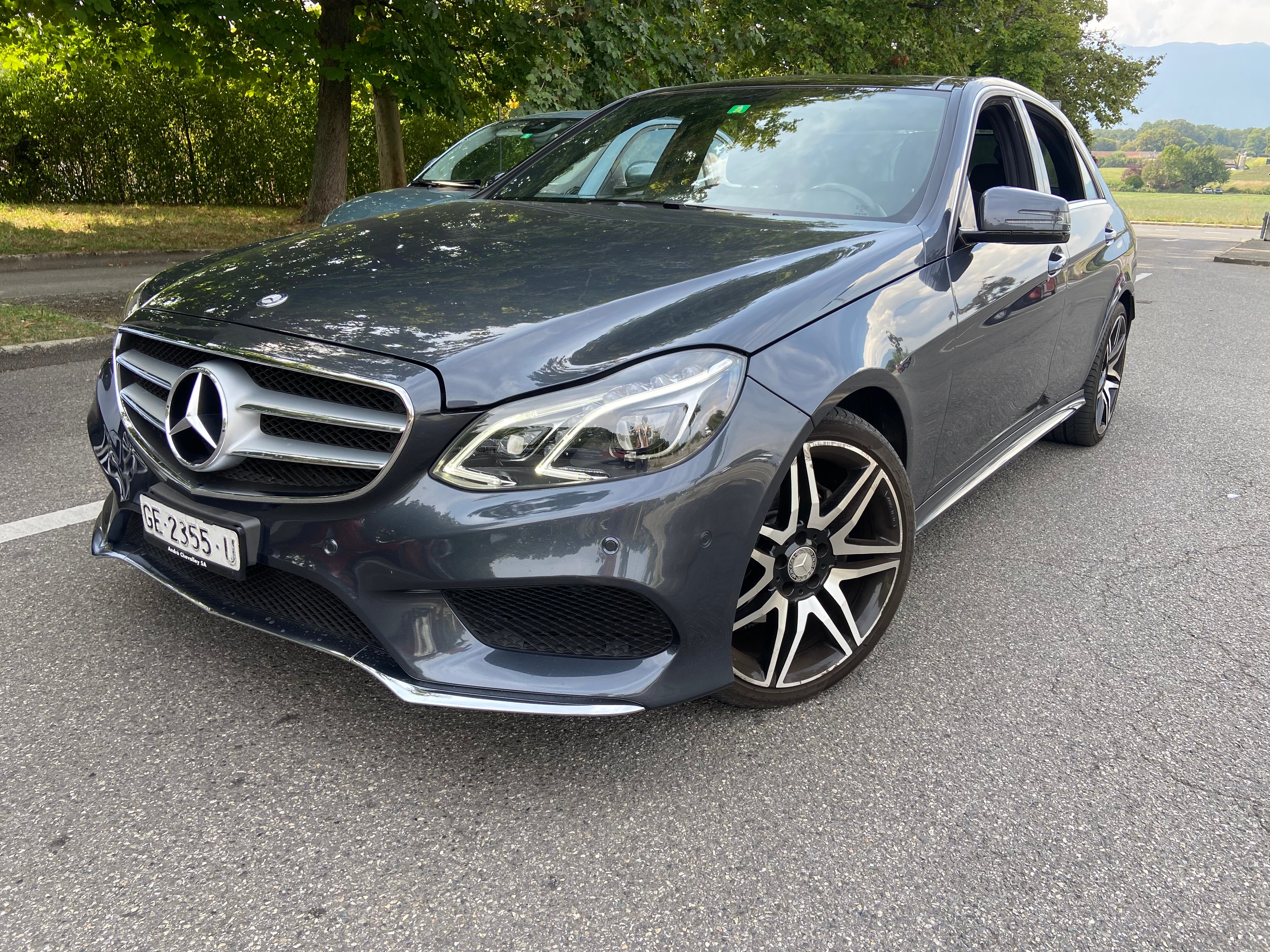 MERCEDES-BENZ E 250 BlueTEC Avantgarde 4Matic 7G-Tronic