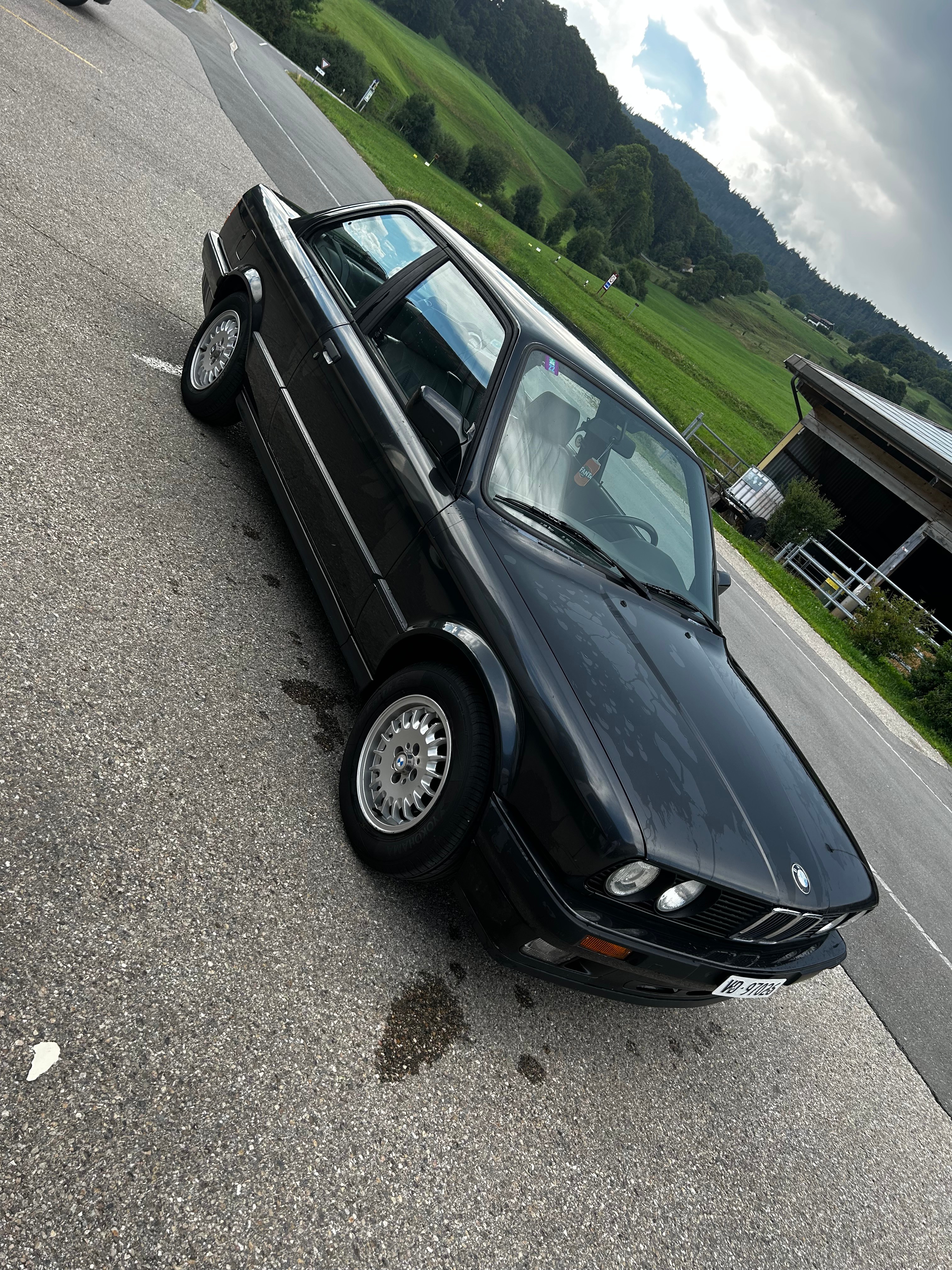 BMW 320i A Edition