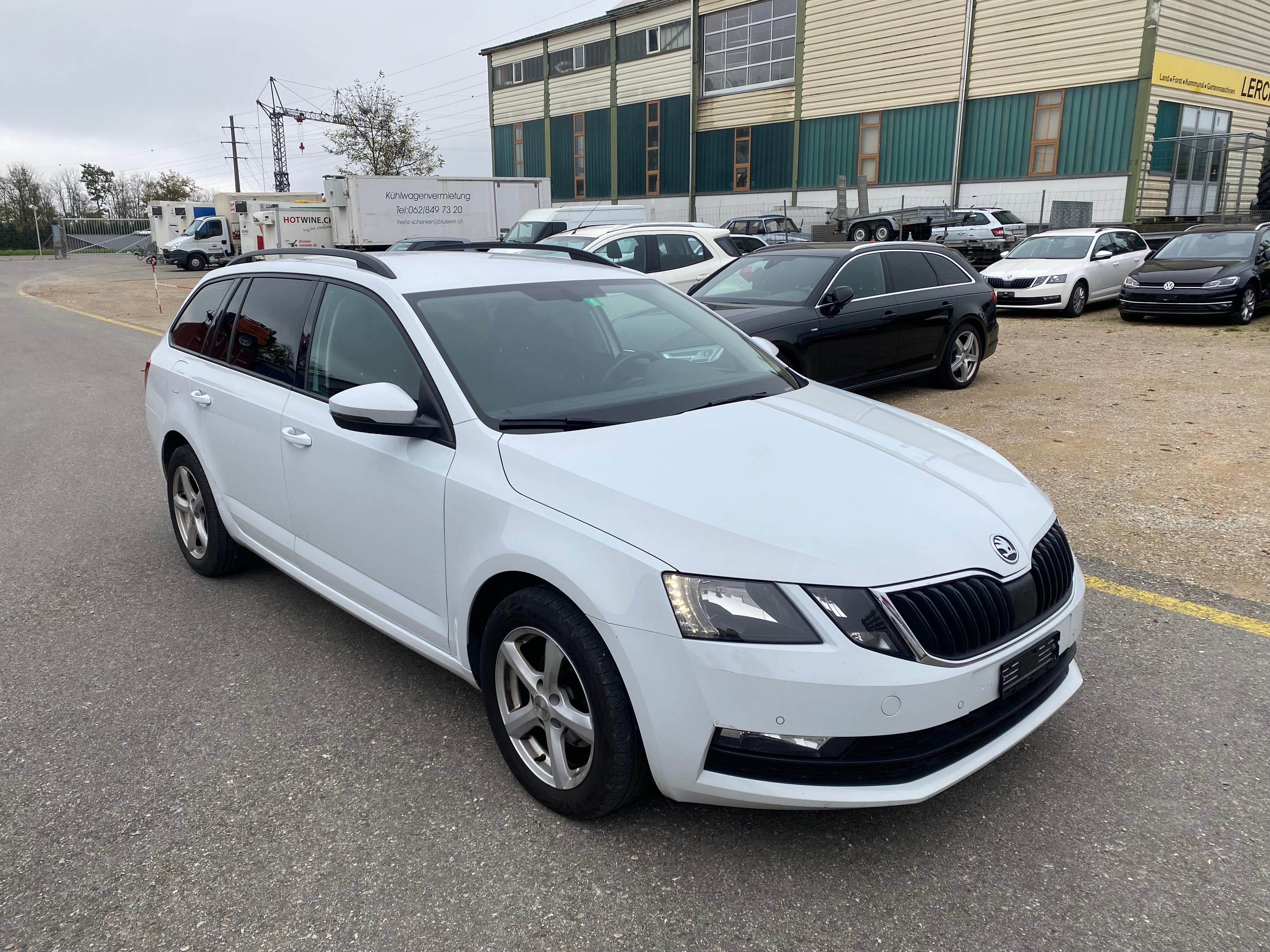 SKODA Octavia Combi 1.6 TDI Ambition DSG