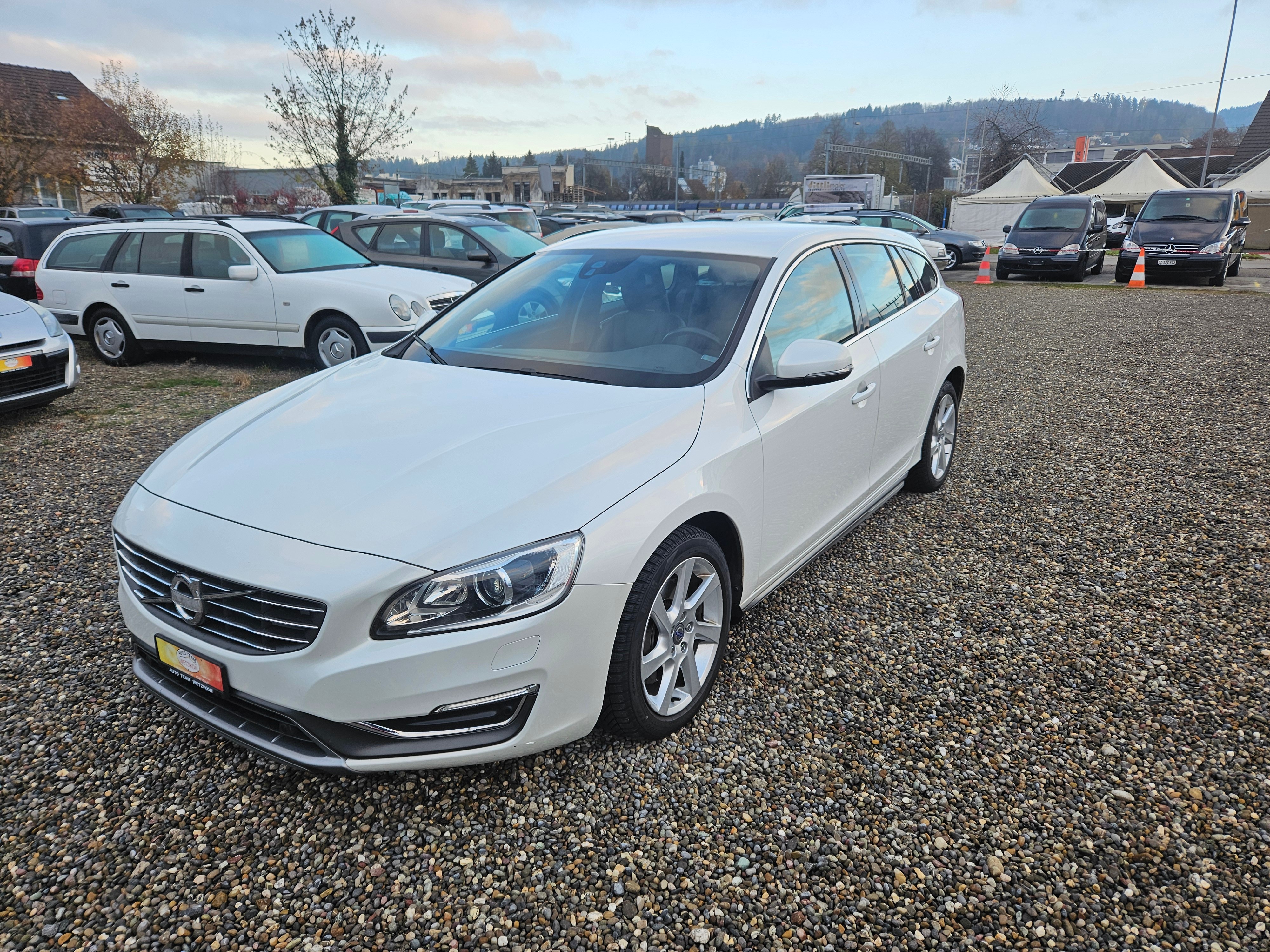 VOLVO V60 D4 AWD Husky Edition Geartronic