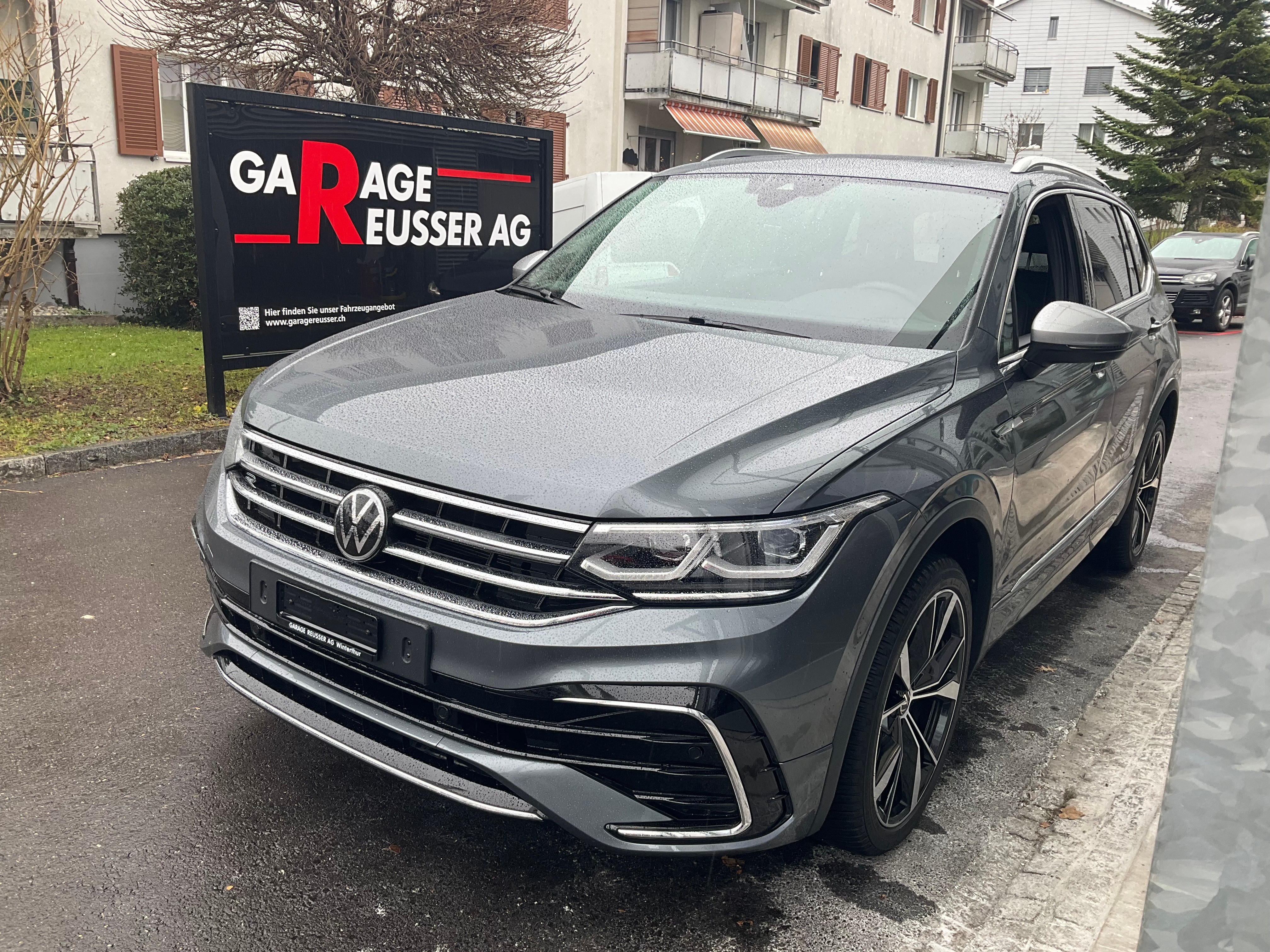 VW TIGUAN ALLSPACE 2.0TSI R-LINE 4MOTION DSG *** 7-SITZER & PANORAMAGLASDACH ***