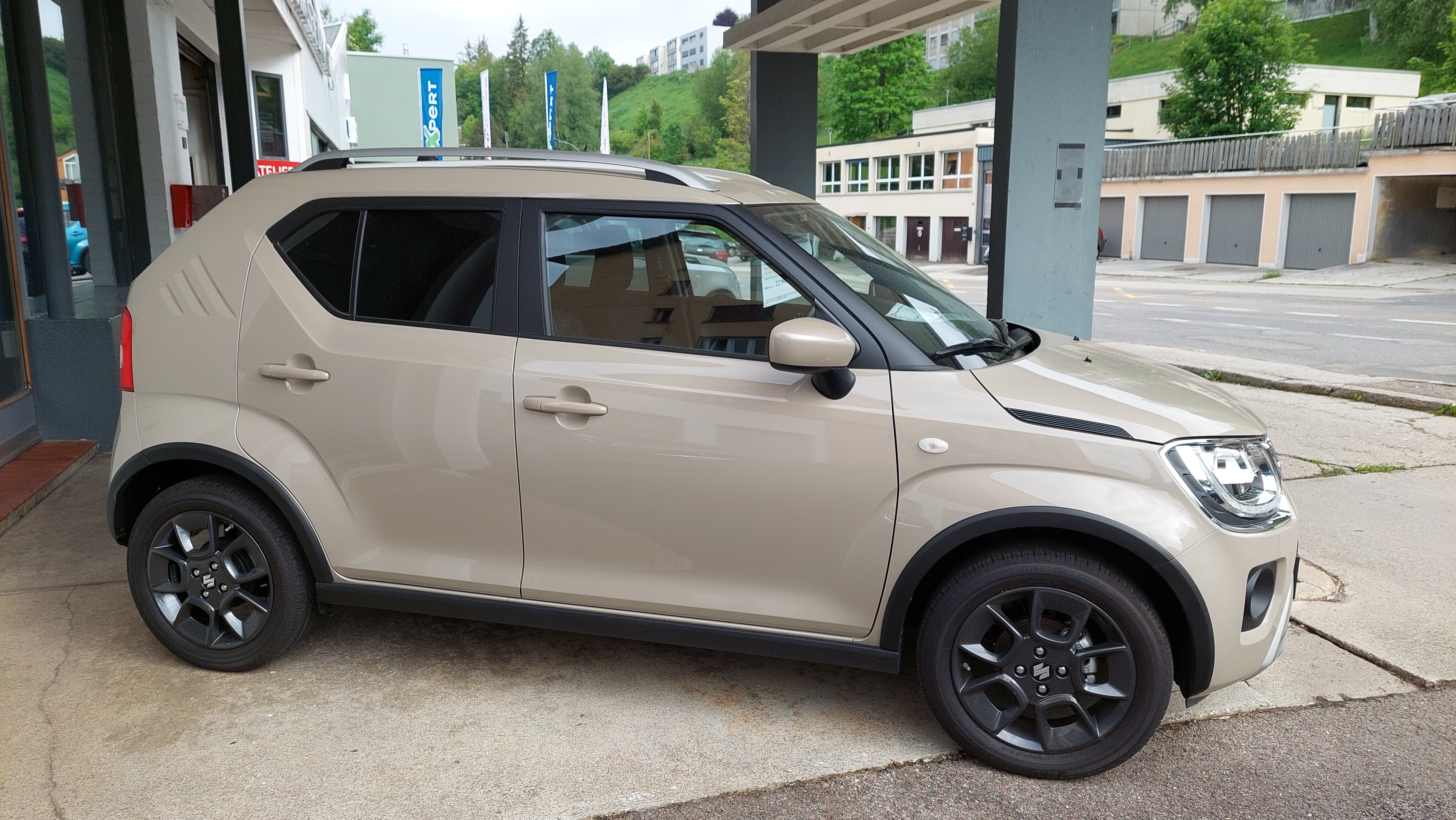 SUZUKI Ignis 1.2i Compact+ Hybrid 4x4