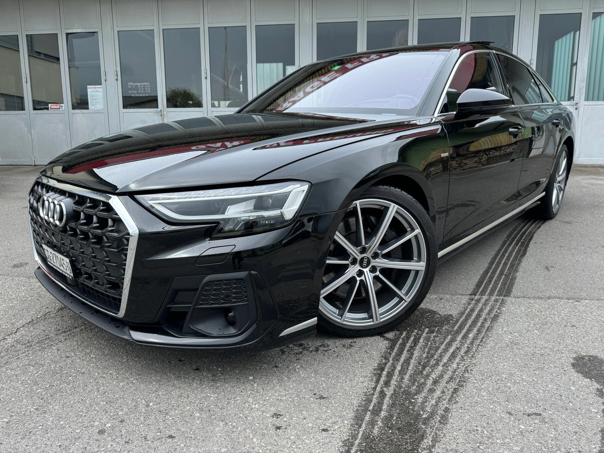 AUDI A8 60 L TFSI e quattro tiptronic