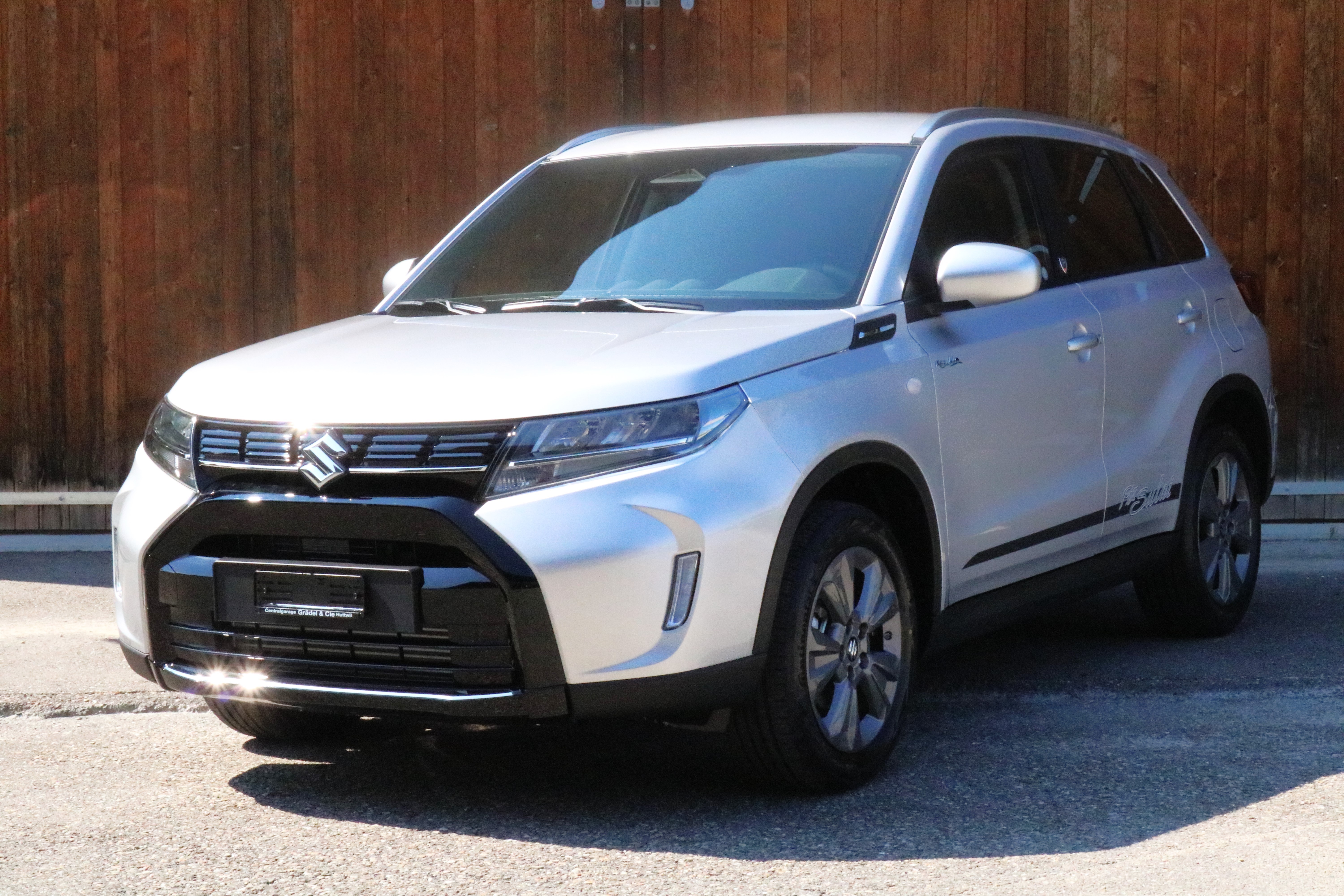 SUZUKI New Vitara 1.4 Boosterjet Compact+ Hybrid Piz Sulai